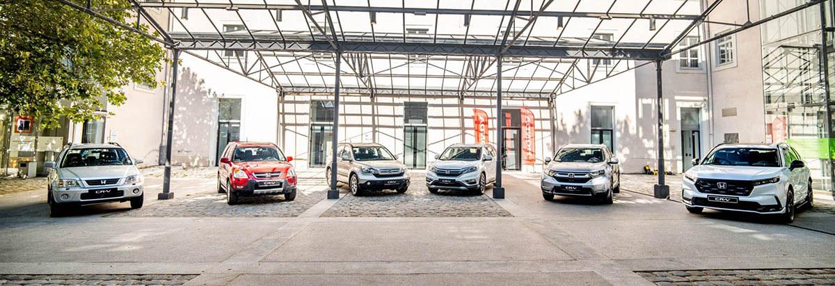 Honda CR-V 30 Anniversary 2025 nyito