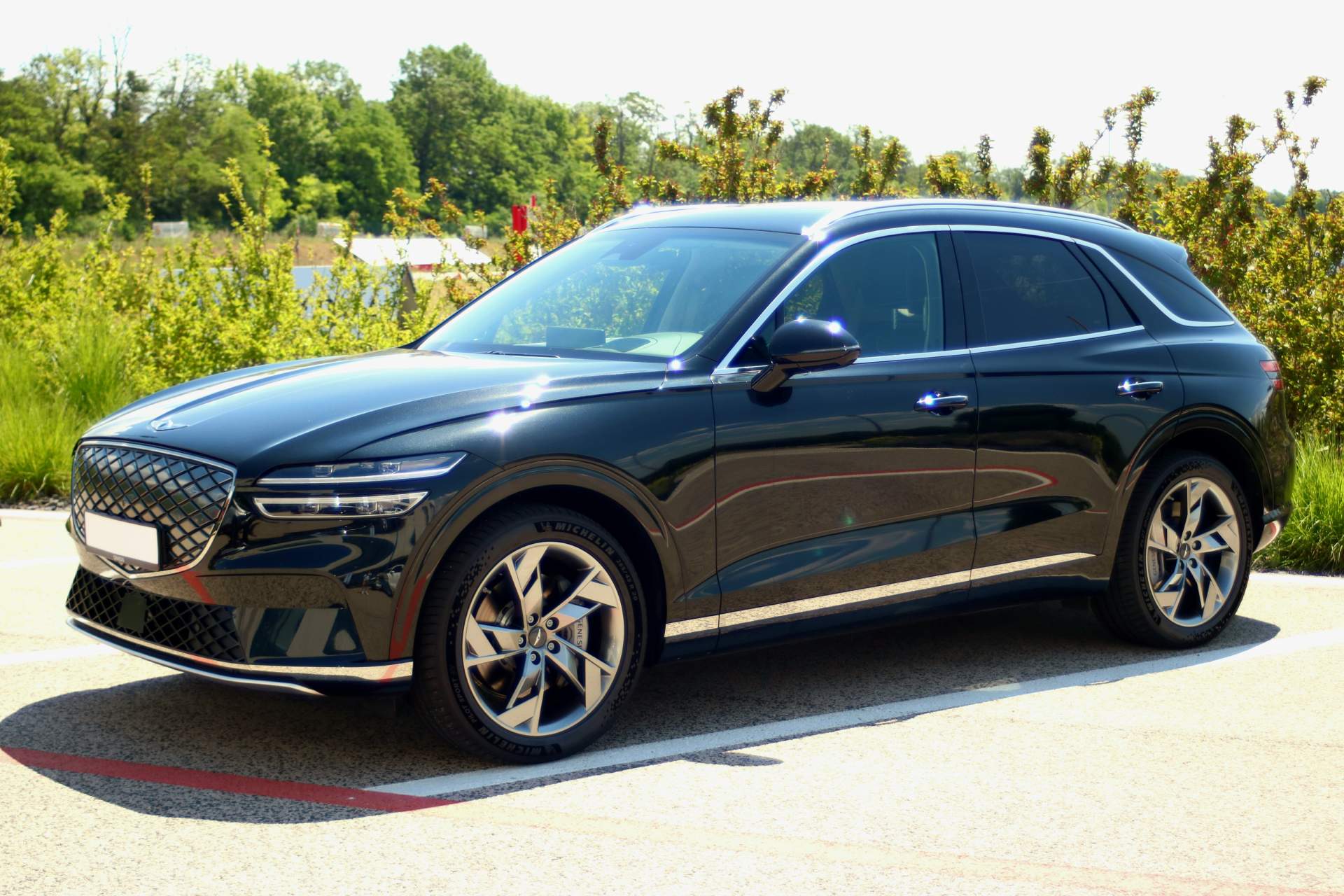 Genesis GV 70 8