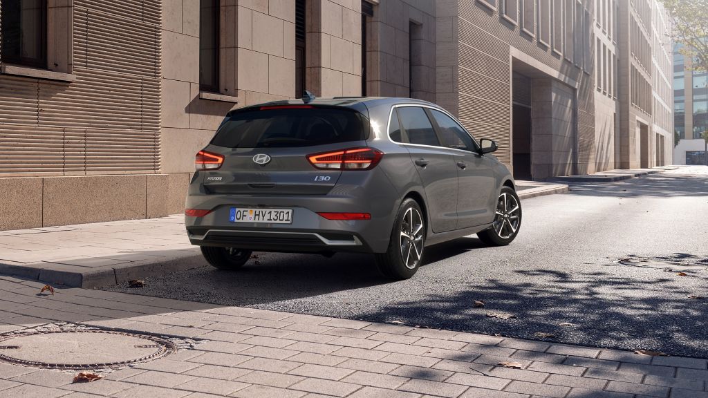 hyundai i30 hatchback 2024 03