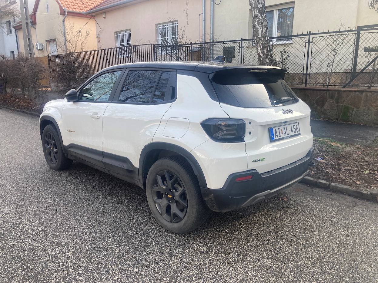 jeep avenger 4x3 The North Face 2026 06