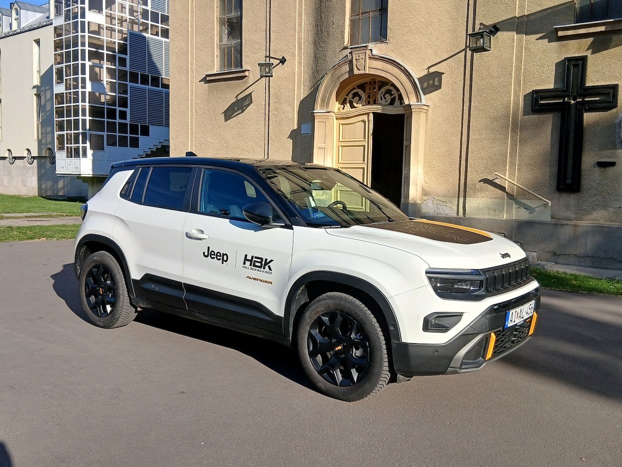 jeep avenger 4x3 The North Face 2026