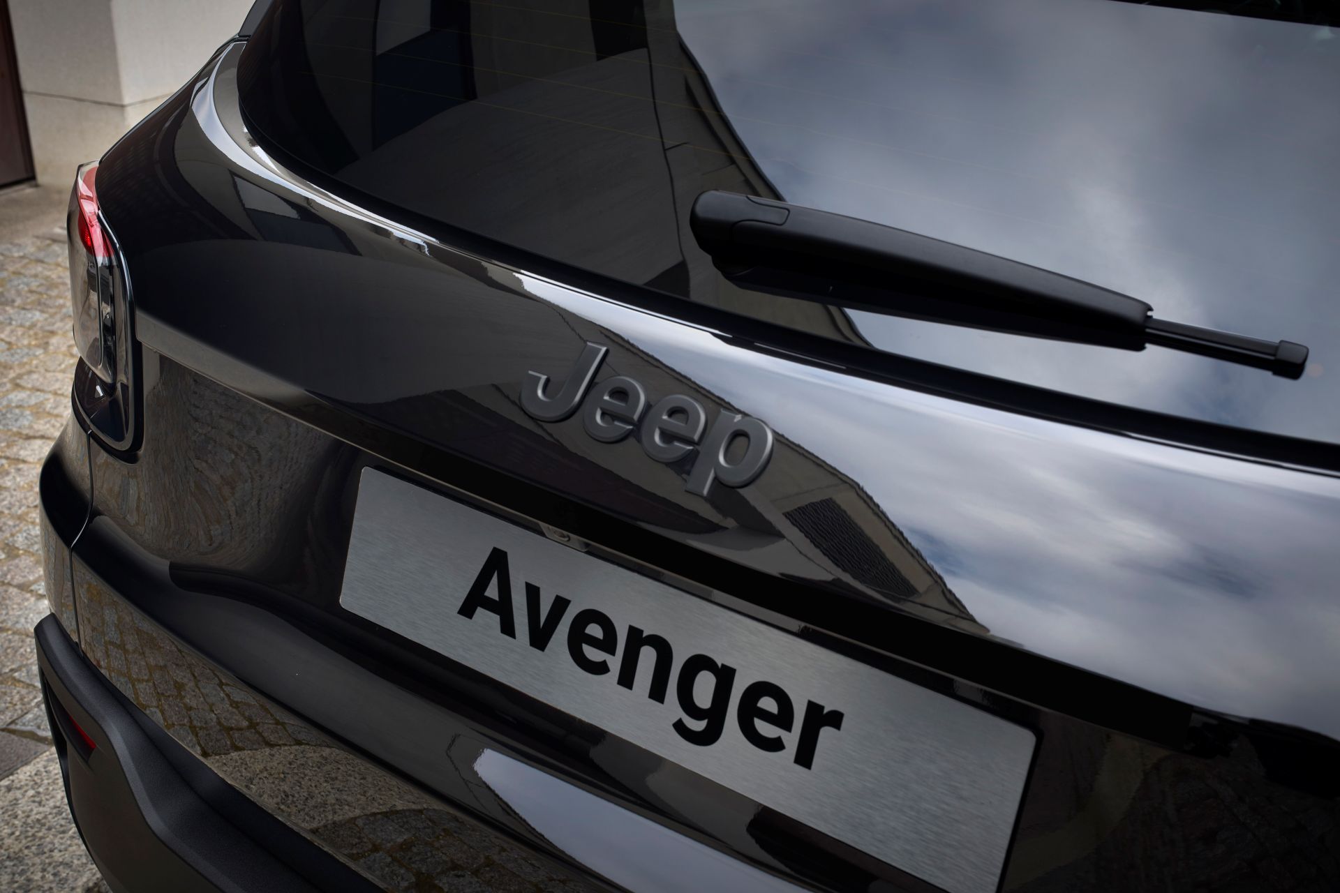 Jeep Avenger Black Edition 11