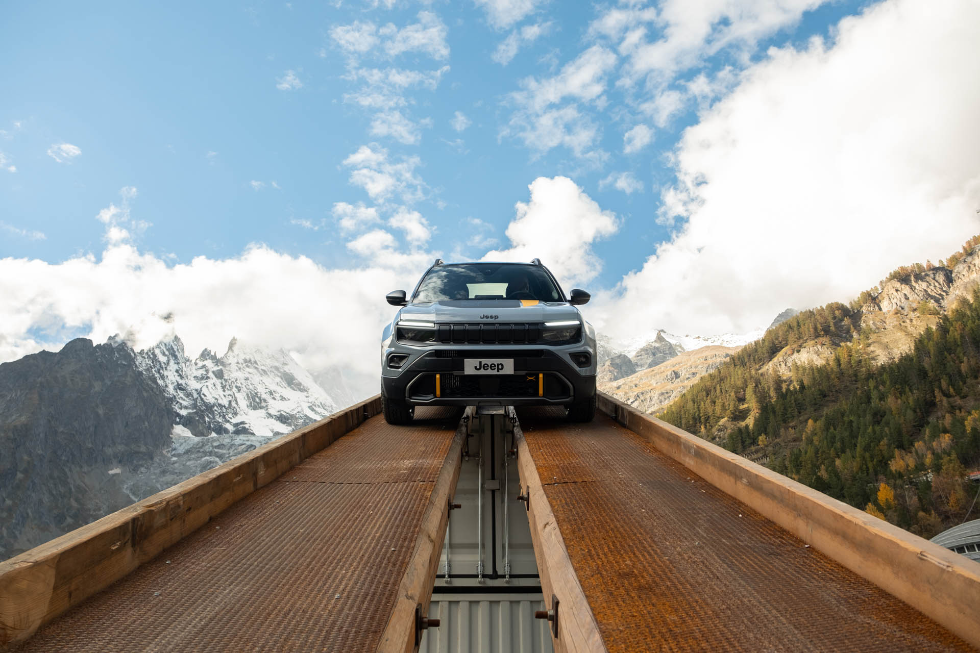 jeep avenger 4xe the north face edition 08