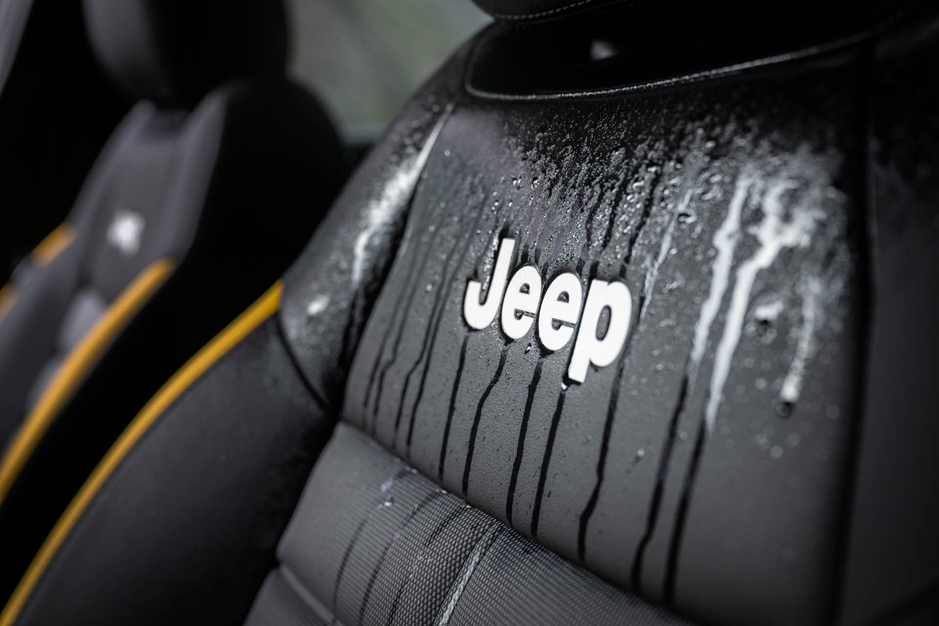 jeep avenger 4xe the north face edition 24