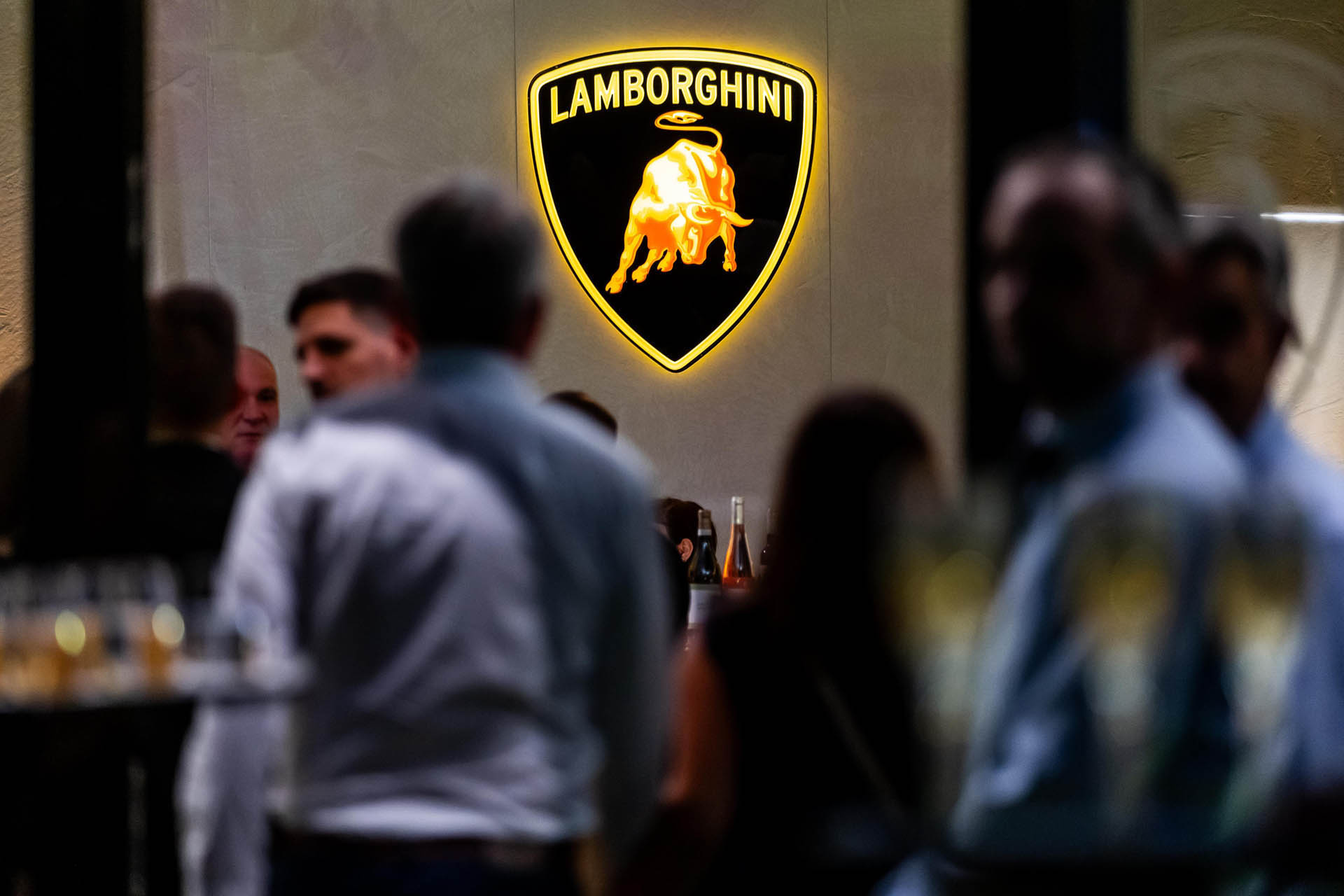 Lamborghini Budapest opening 02
