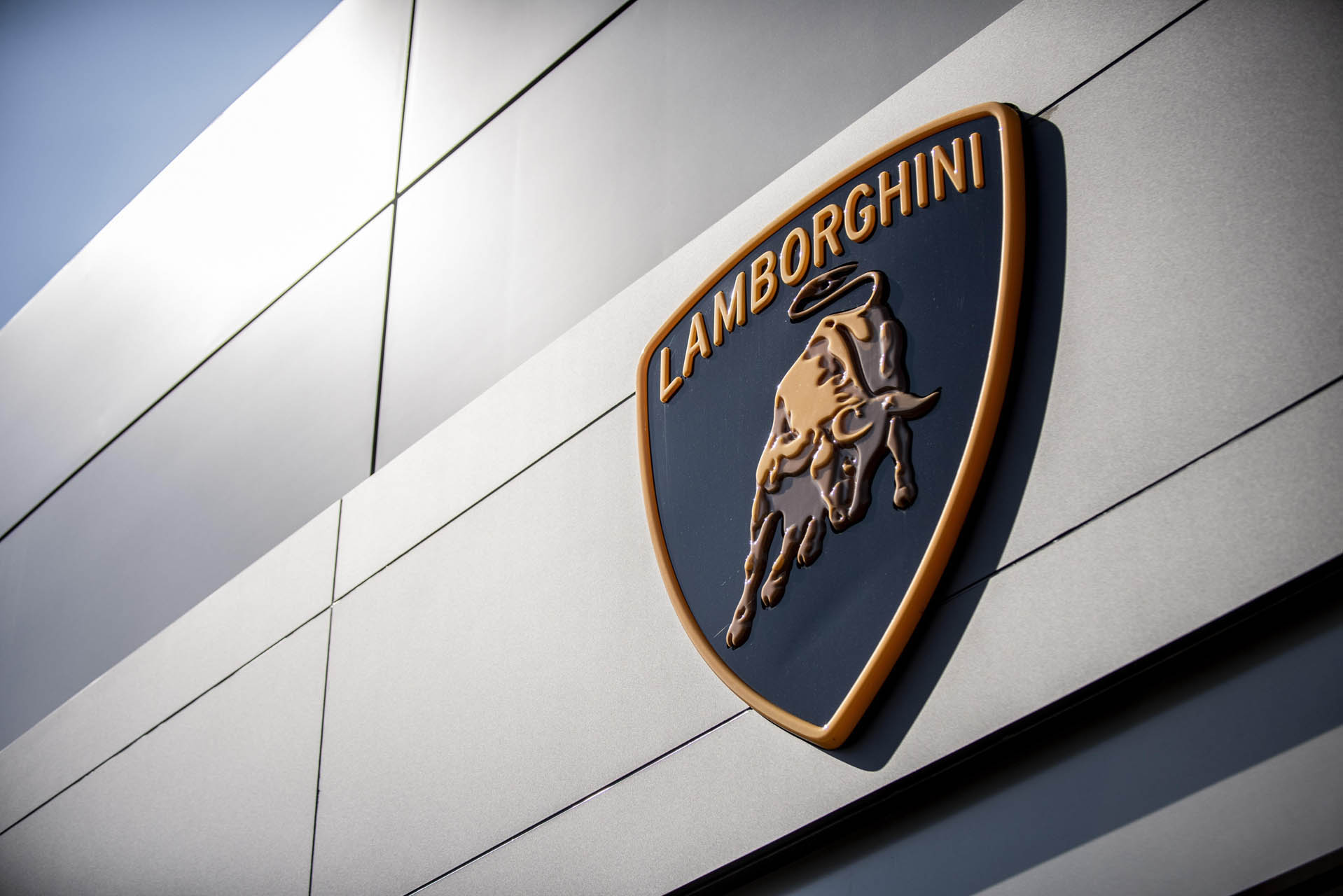 Lamborghini Budapest opening 14