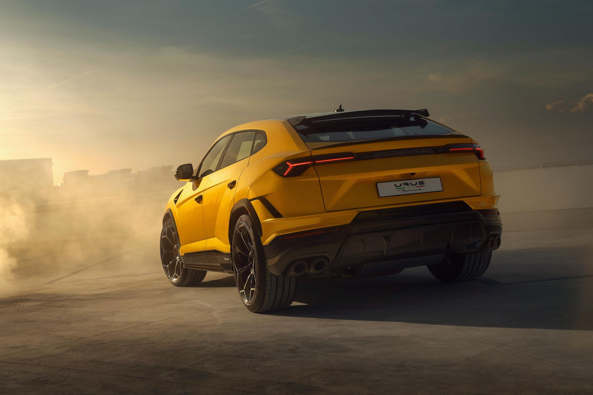 lamborghini urus 18