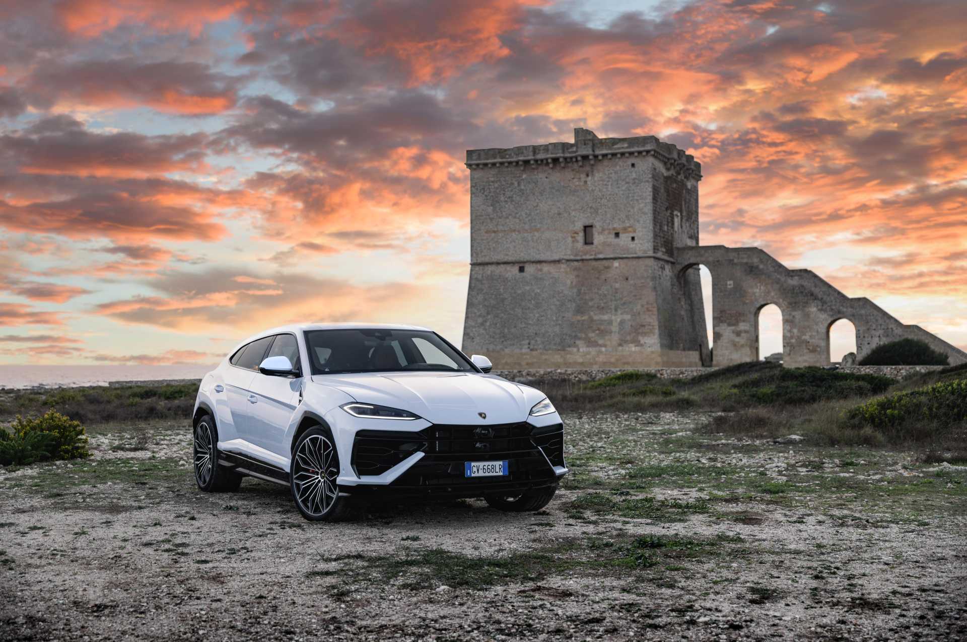 lamborghini urus 36