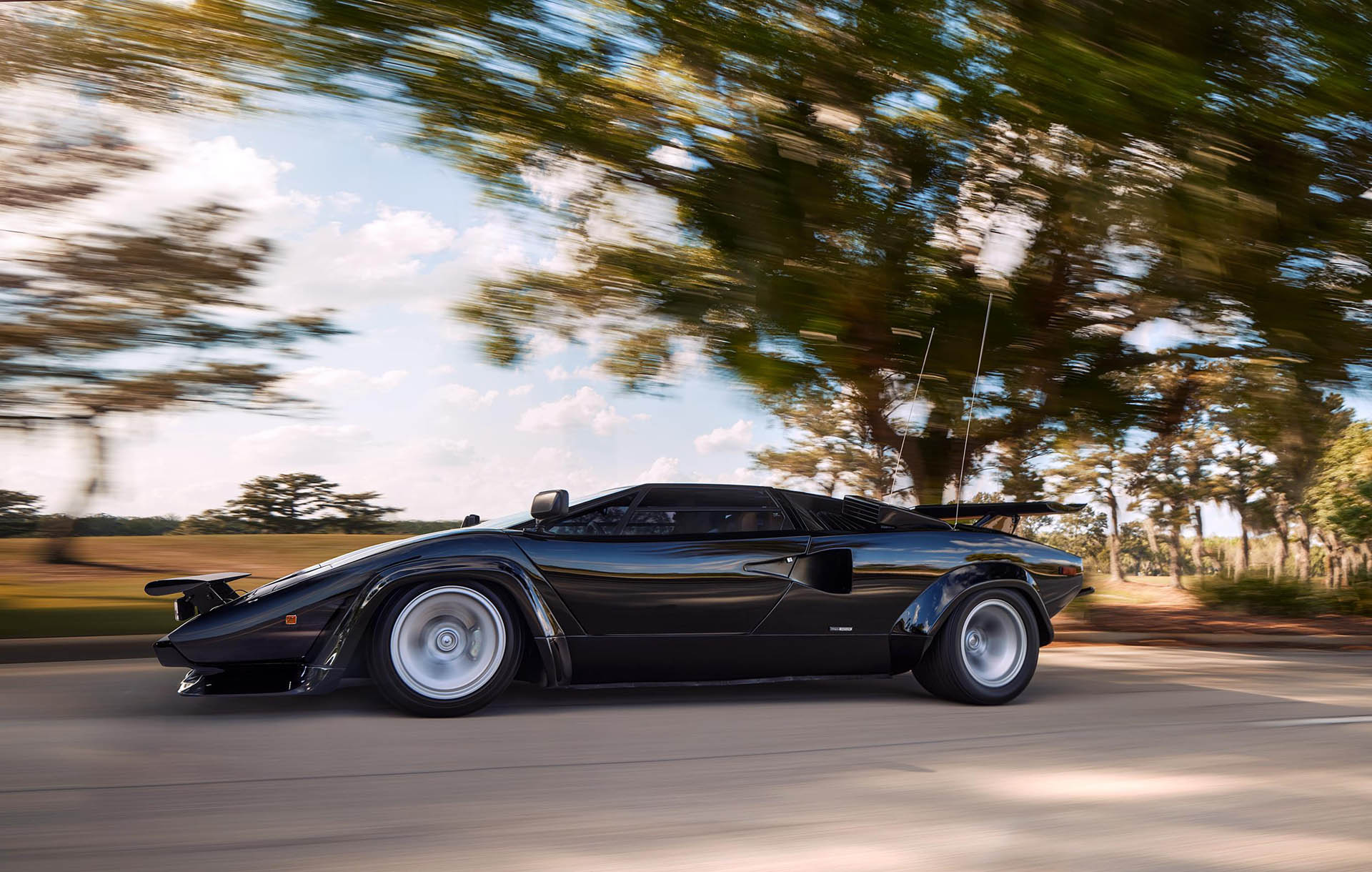 The Cannonball Run Countach LP 400 S turns 45 03