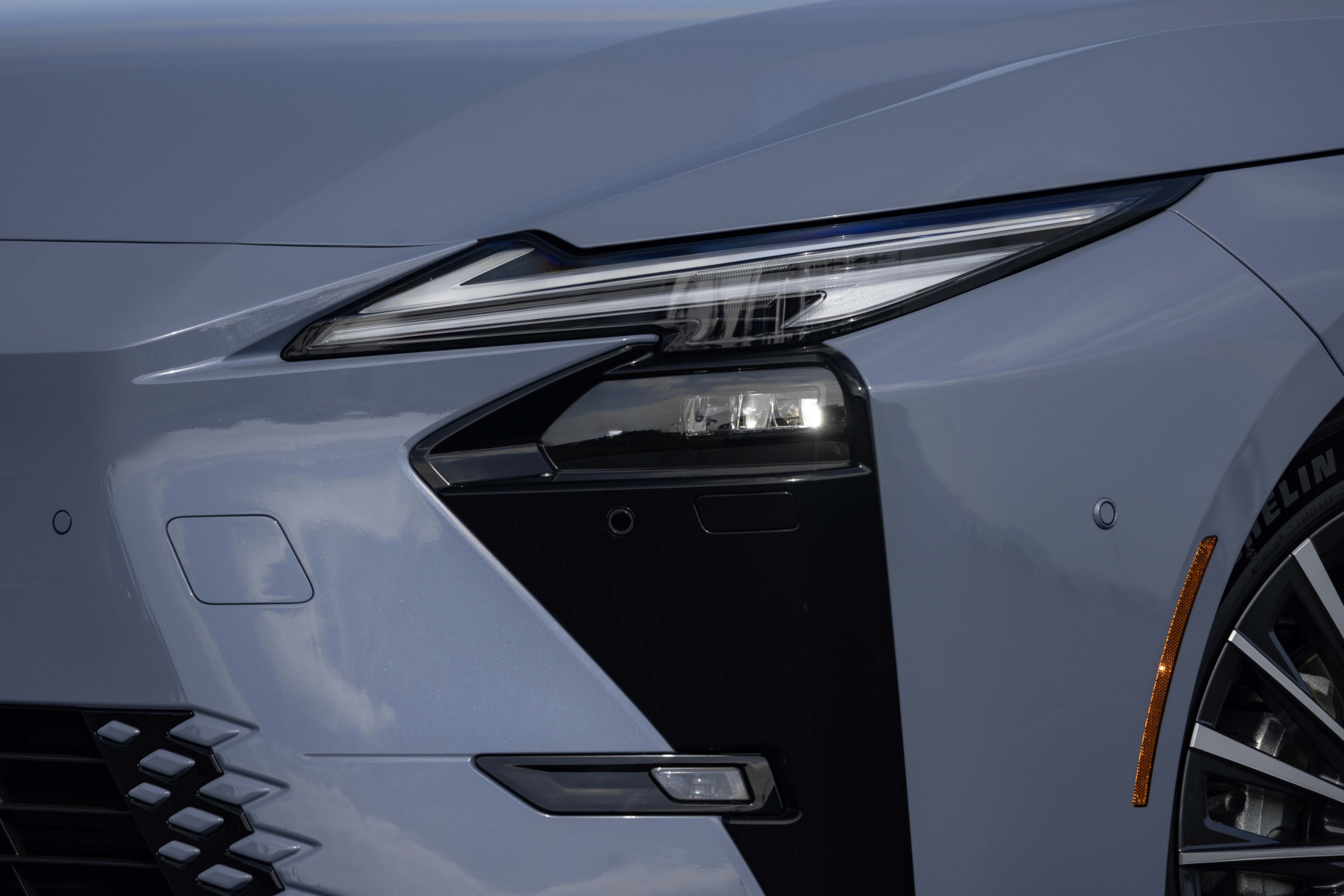 lexus es 2026 08