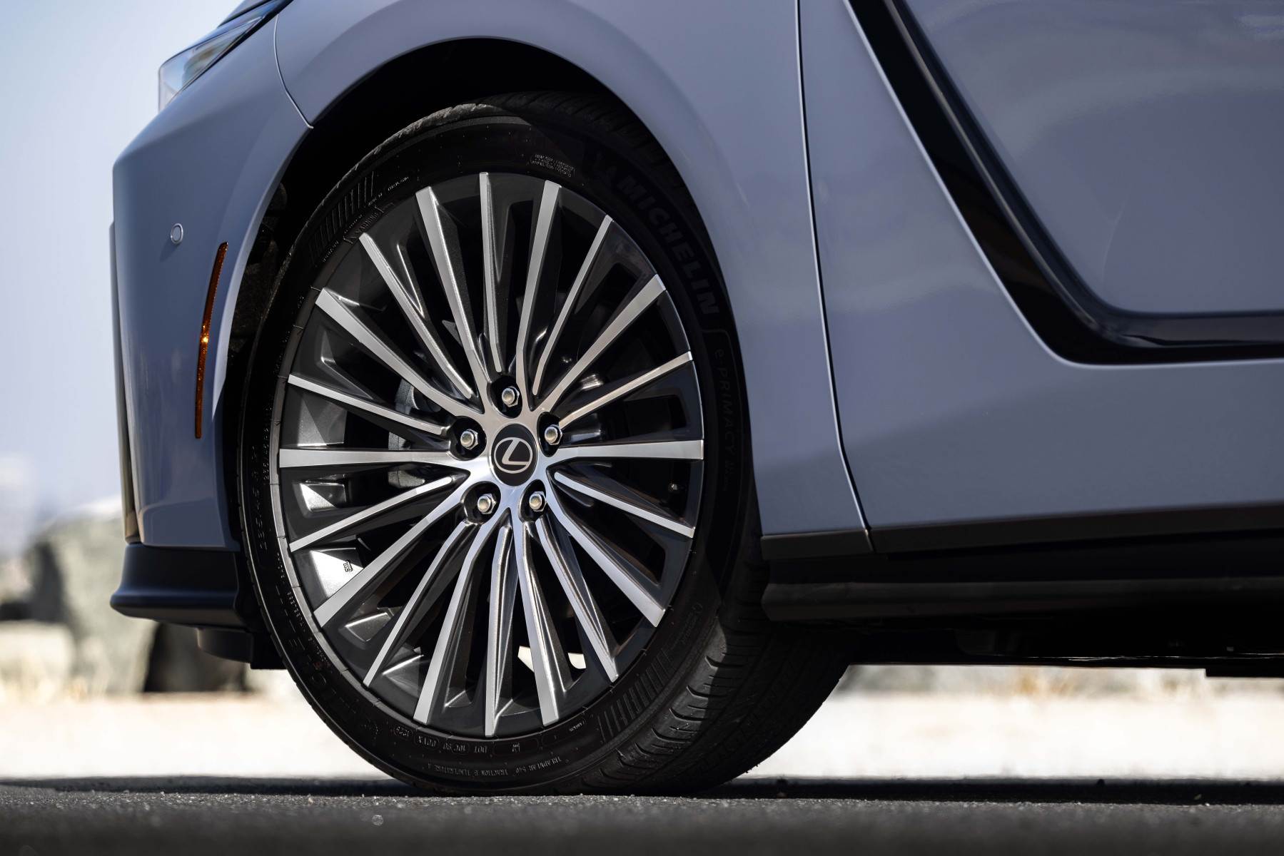 lexus es 2026 09