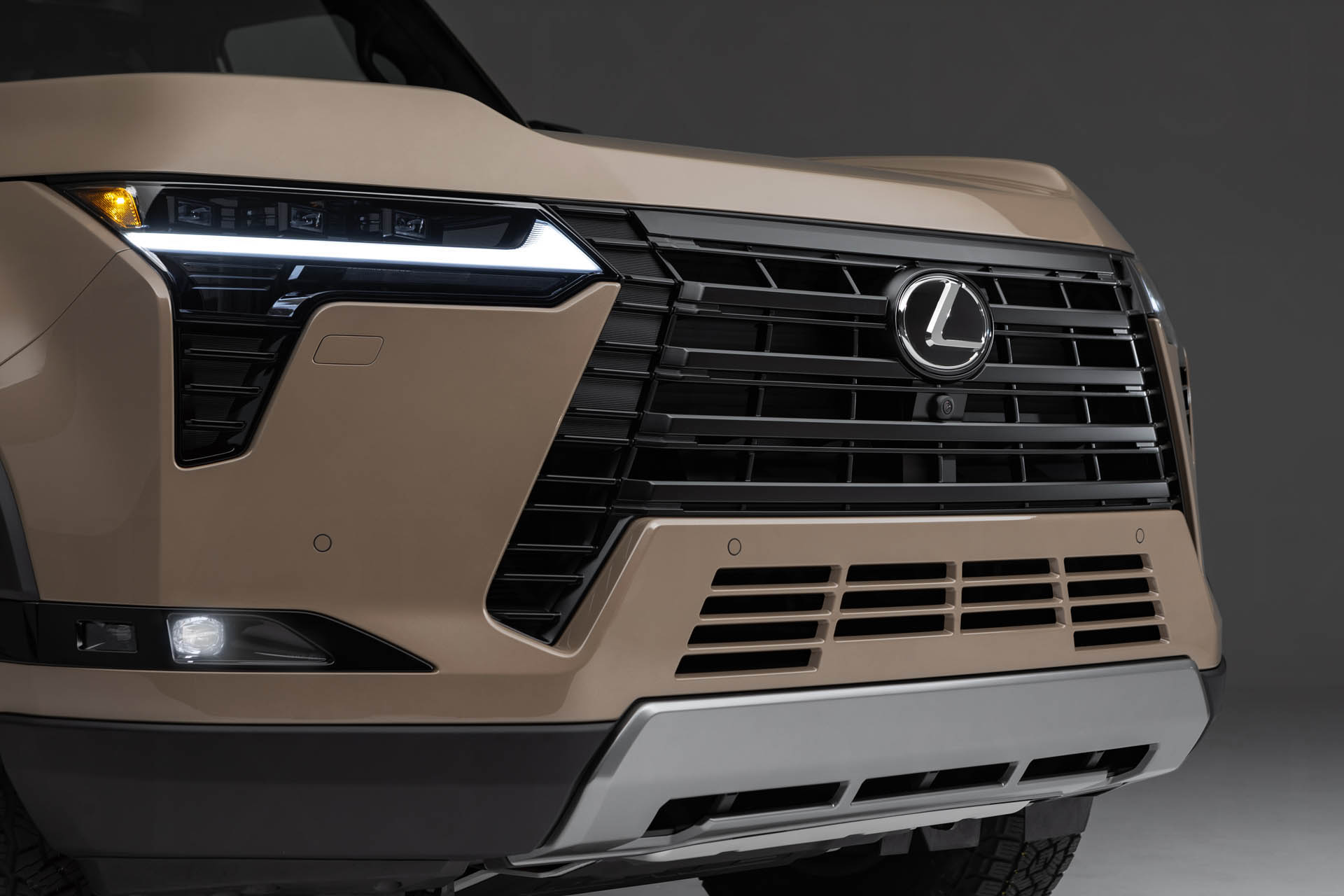 Lexus GX 25