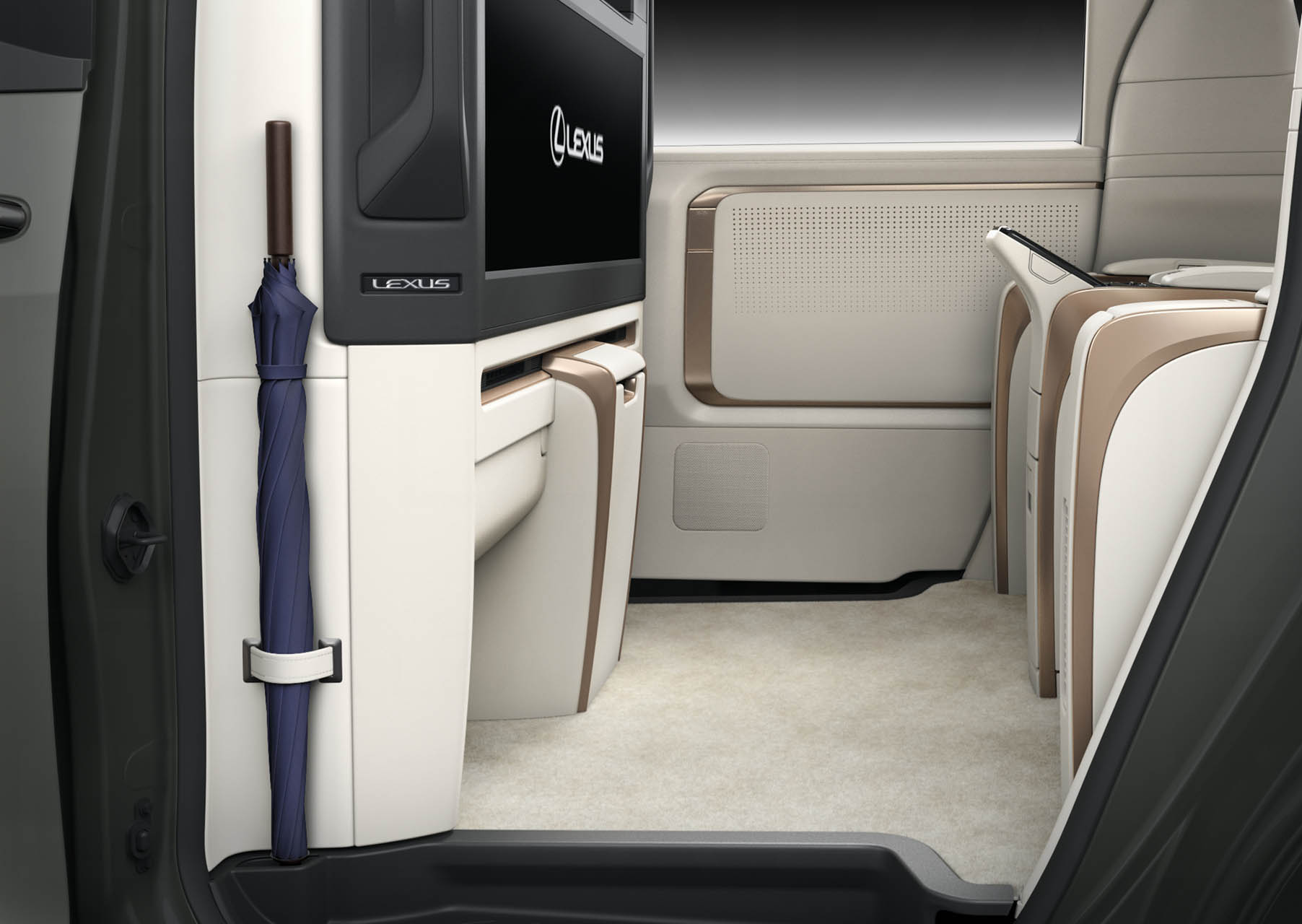 Lexus LM 10