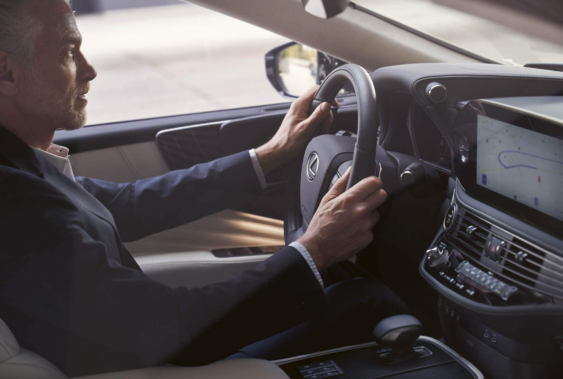lexusls2023e