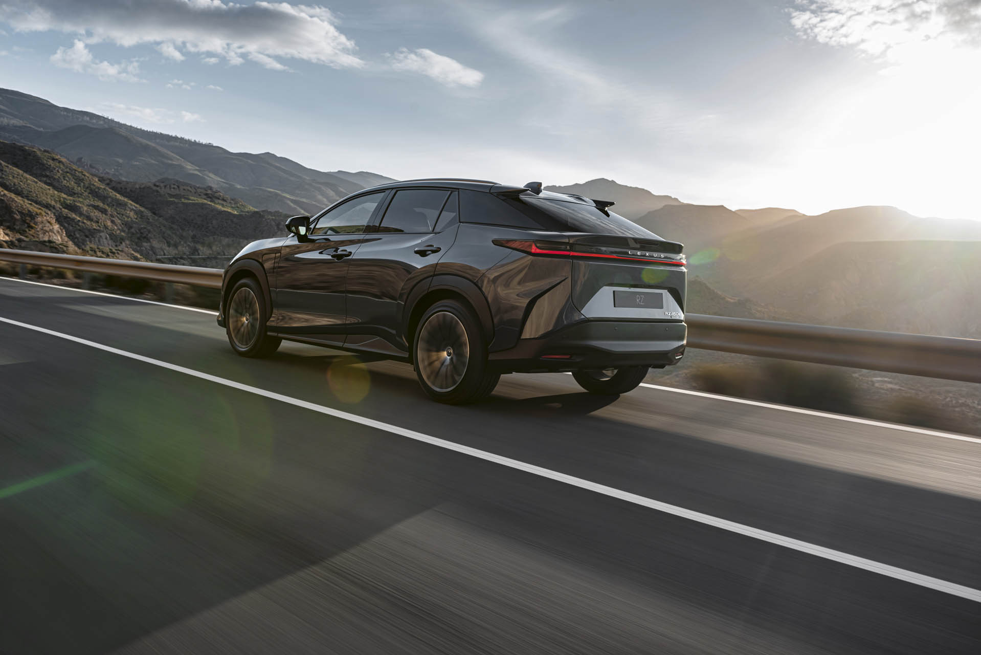 lexusrz18