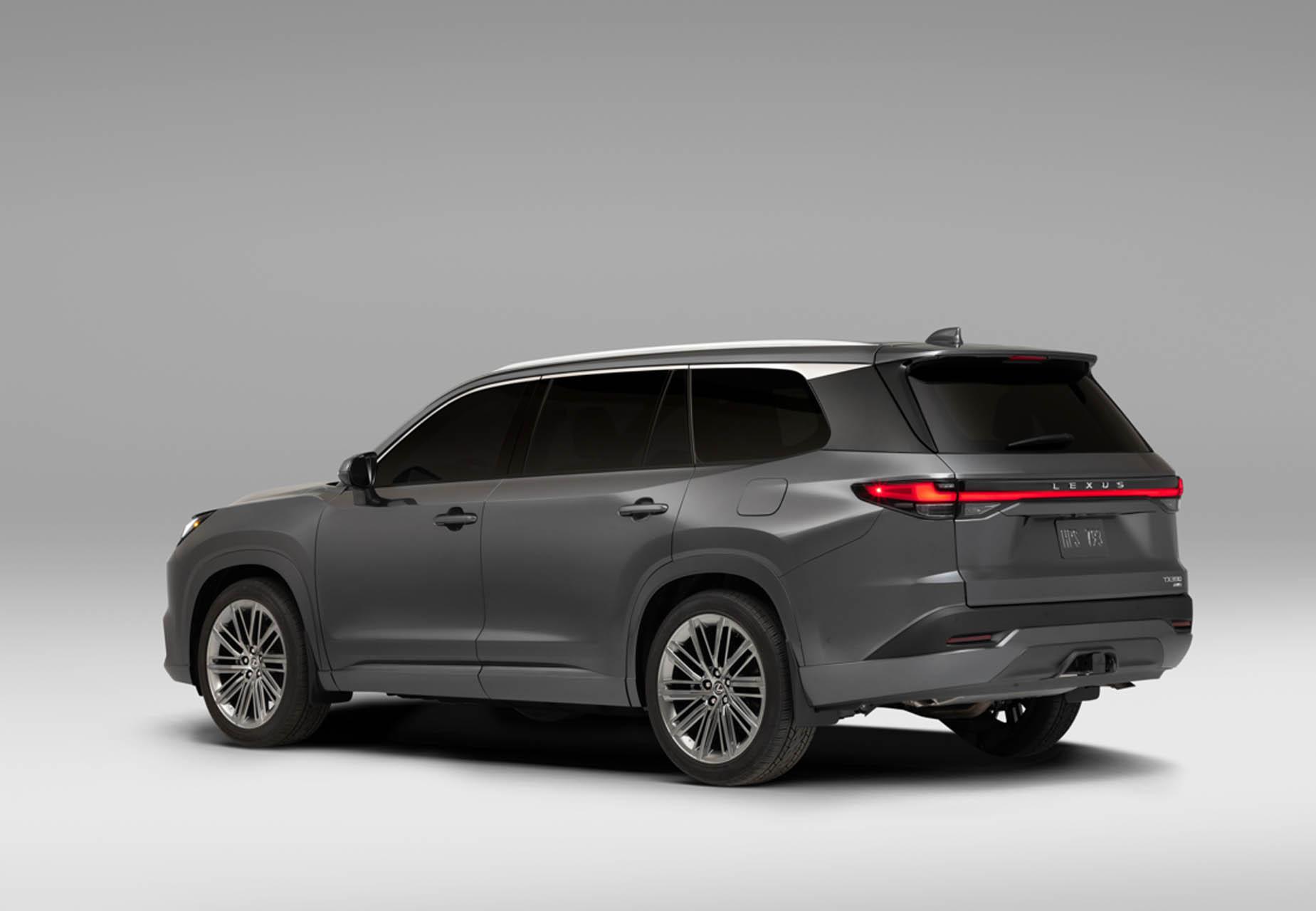 Lexus TX 16