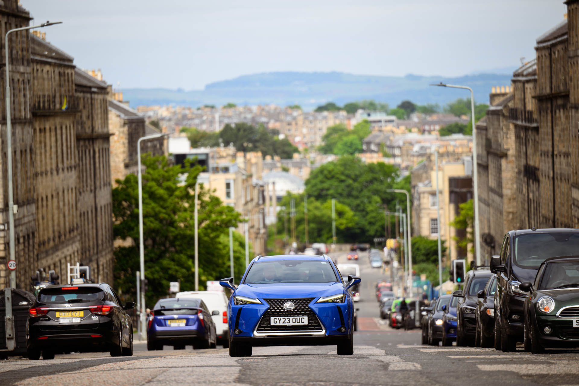 lexus ux300e my23 28