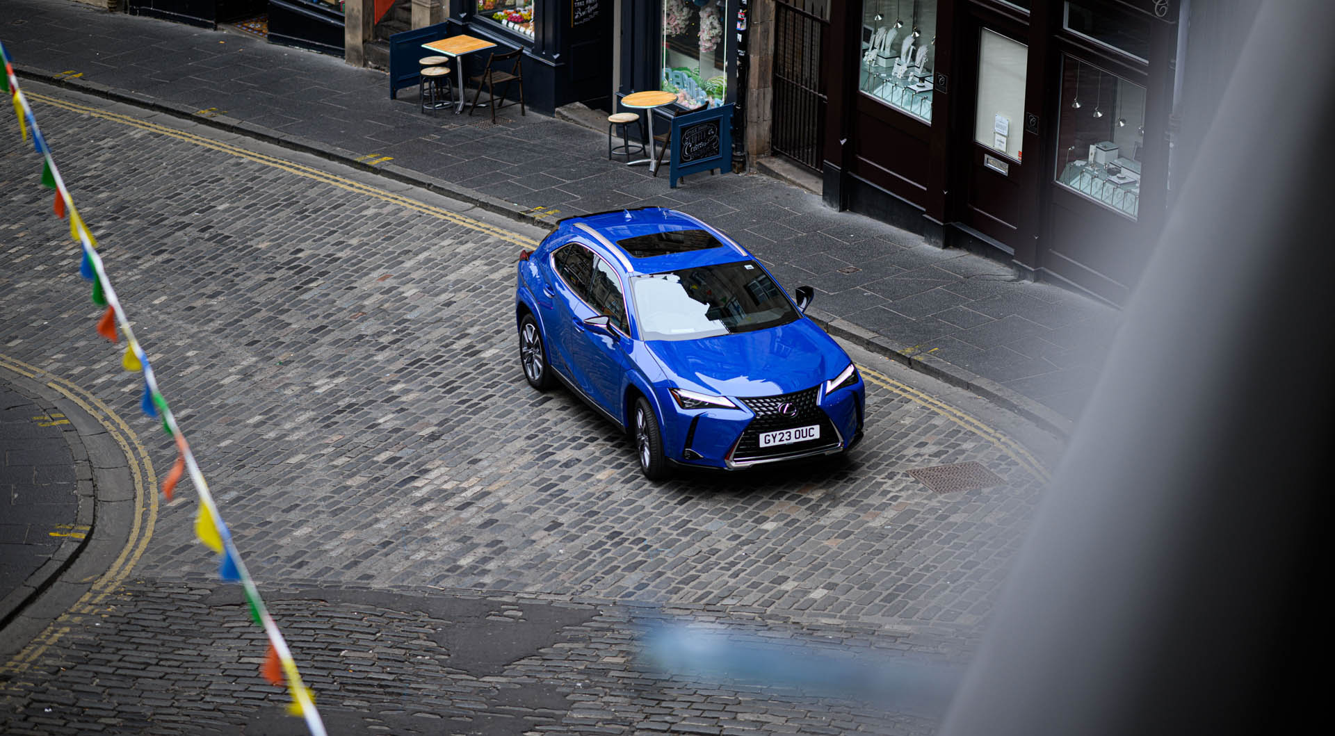 lexus ux300e my23 48