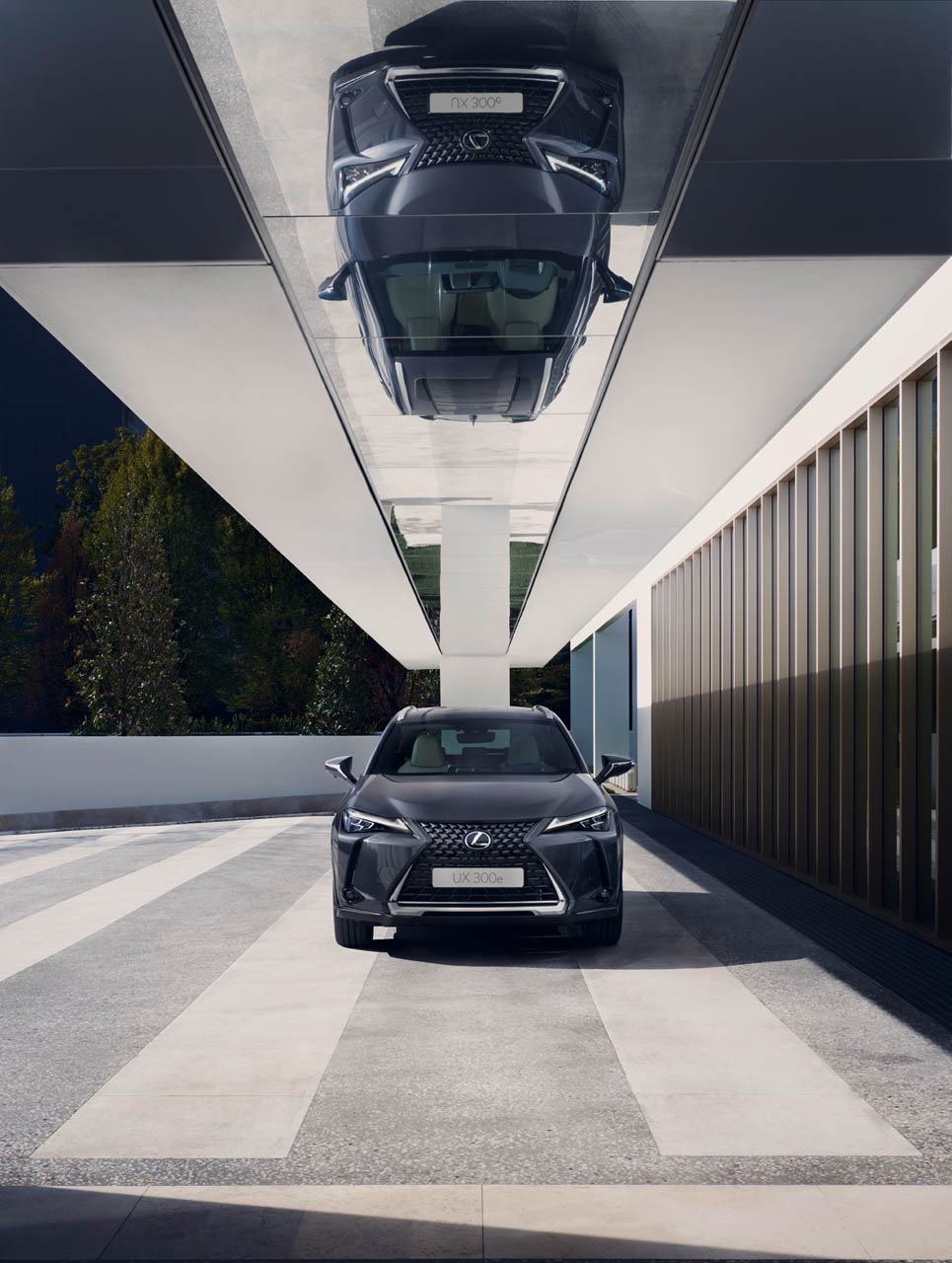 lexus ux300e my23 75