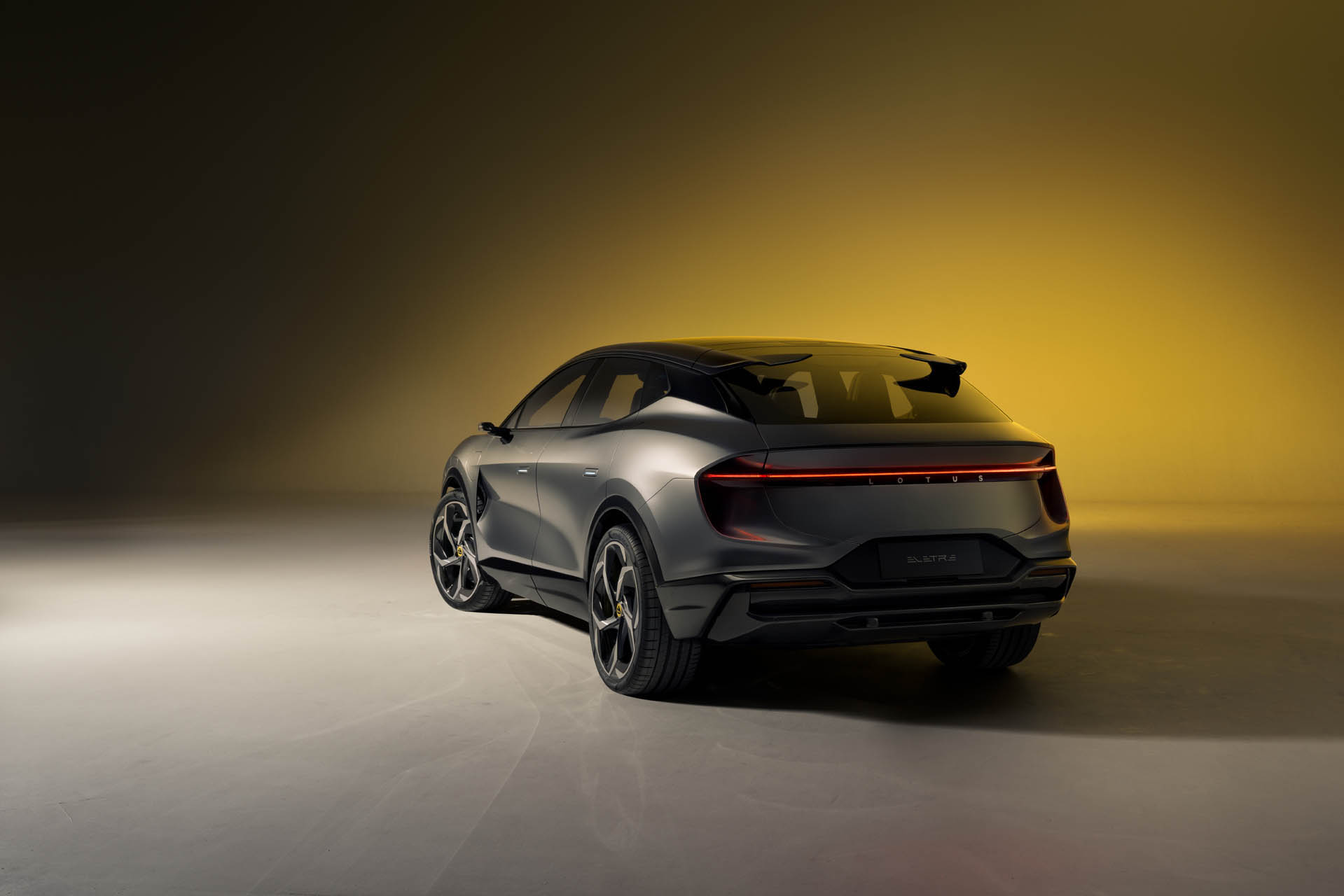 lotuseletre11