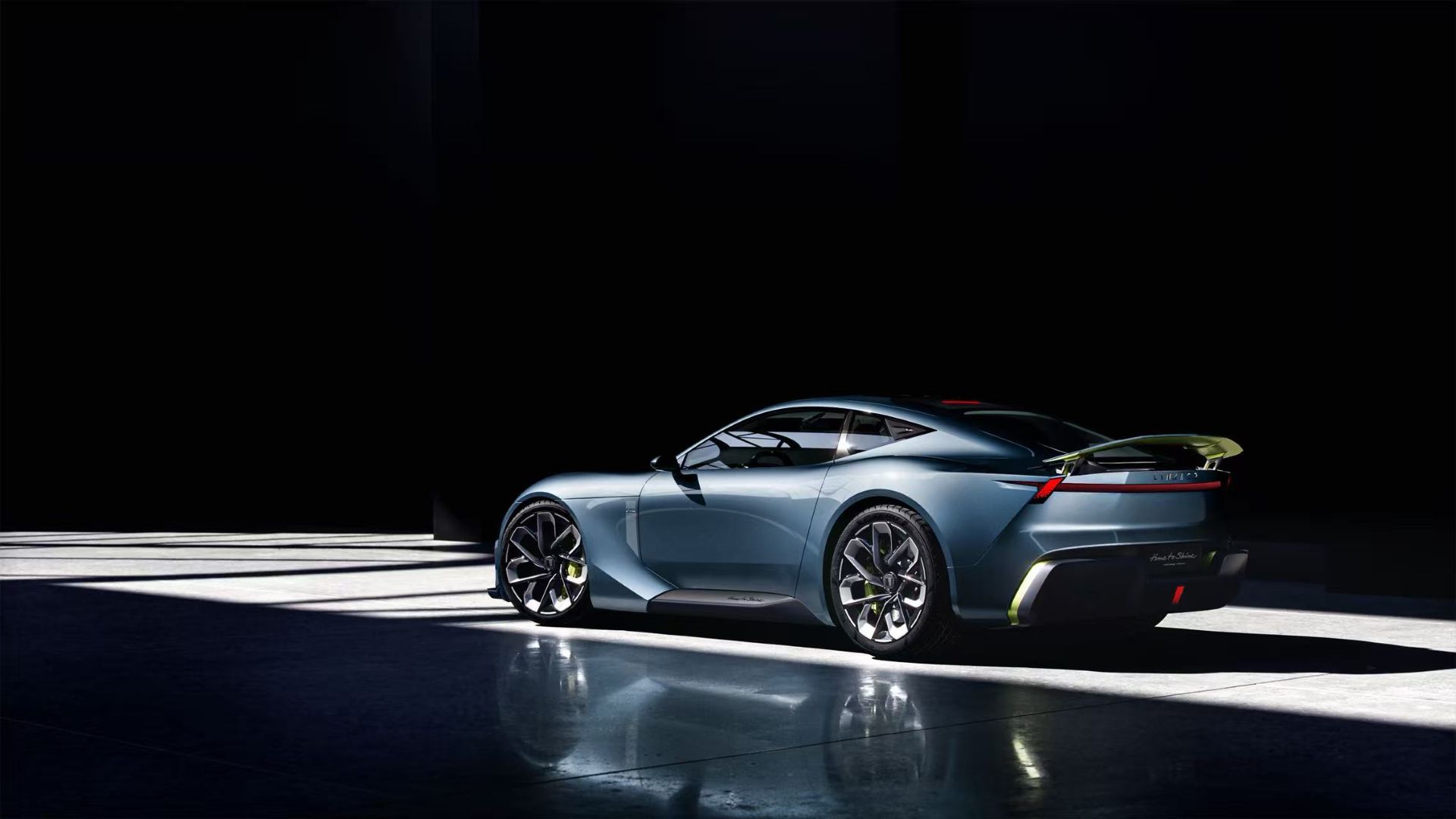 Lynk  Co GT Concept 13