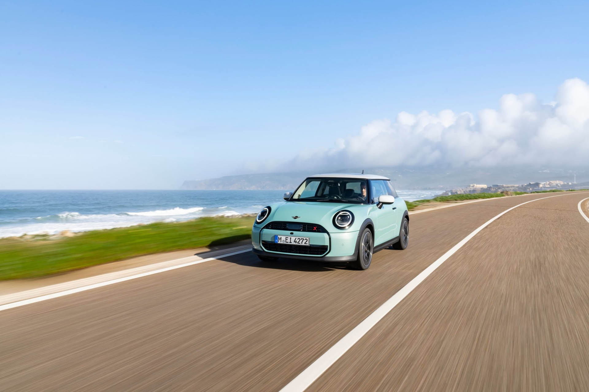 MINI Cooper S Classic Trim 2024 12
