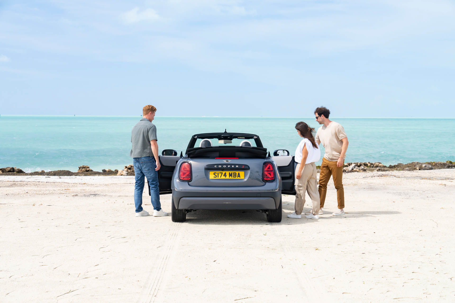 MINI Cooper S Convertible 2024 28