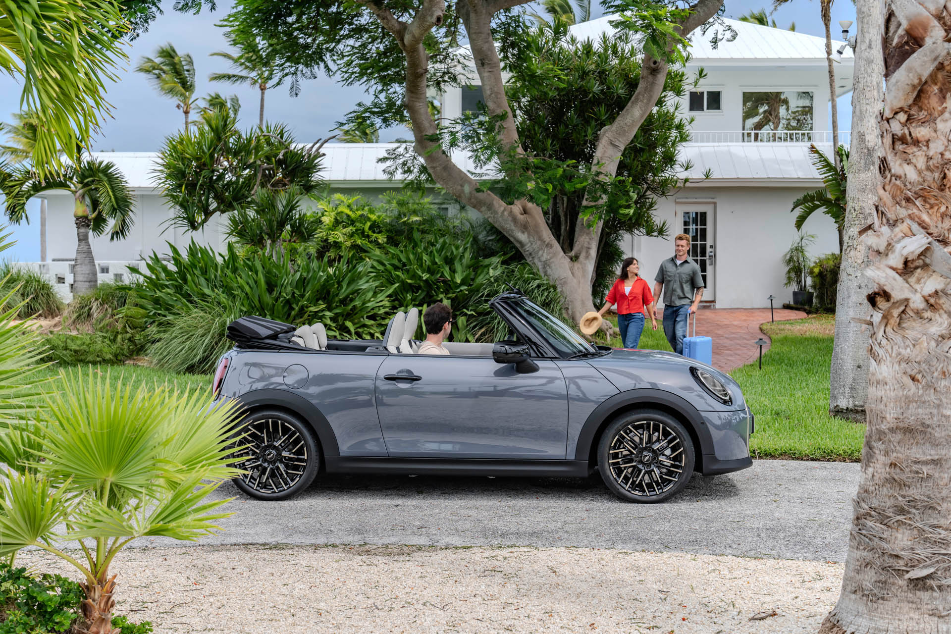 MINI Cooper S Convertible 2024 33