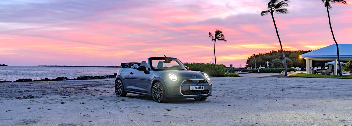 MINI Cooper S Convertible 2024 nyito