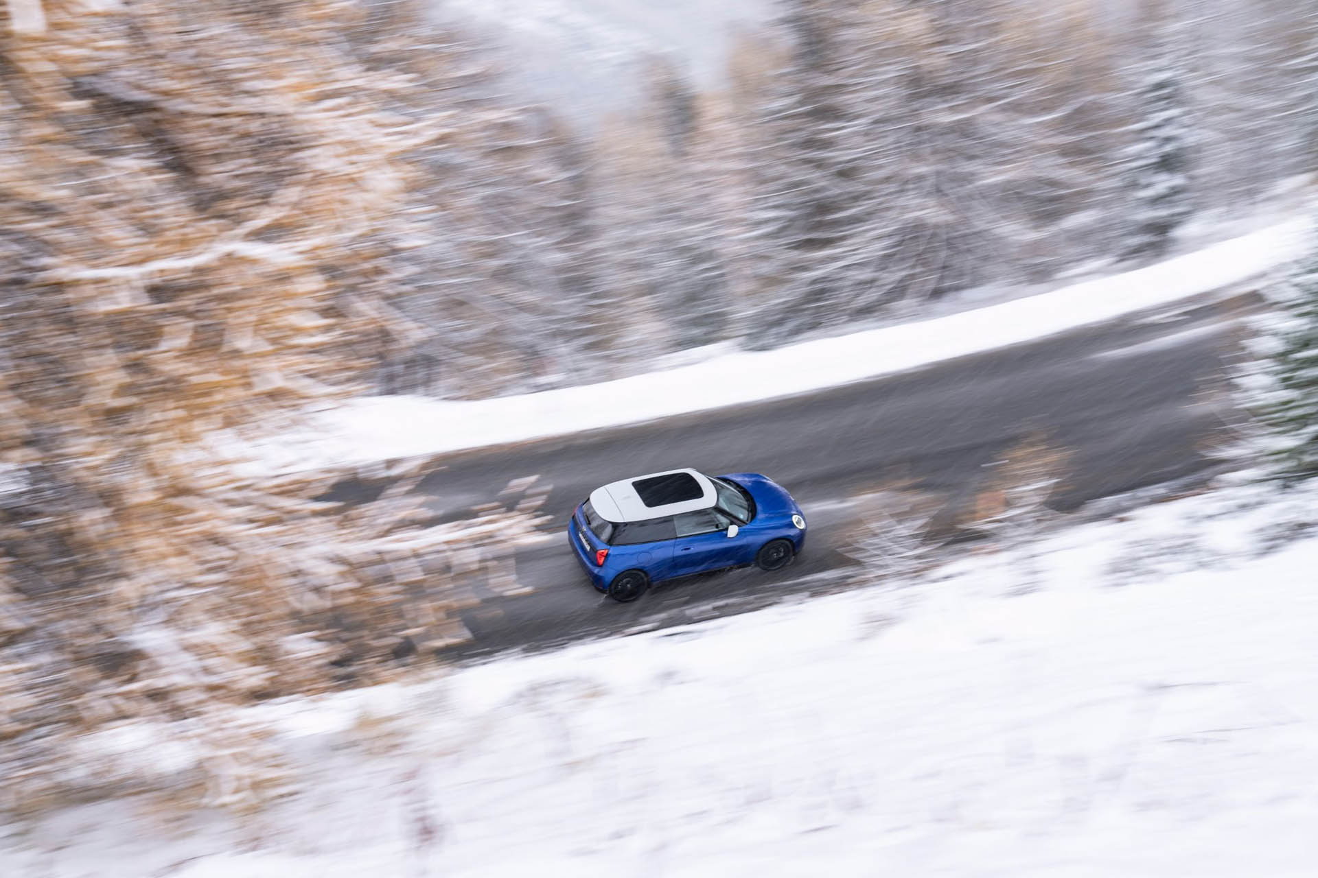 MINI Cooper SE 2024 04