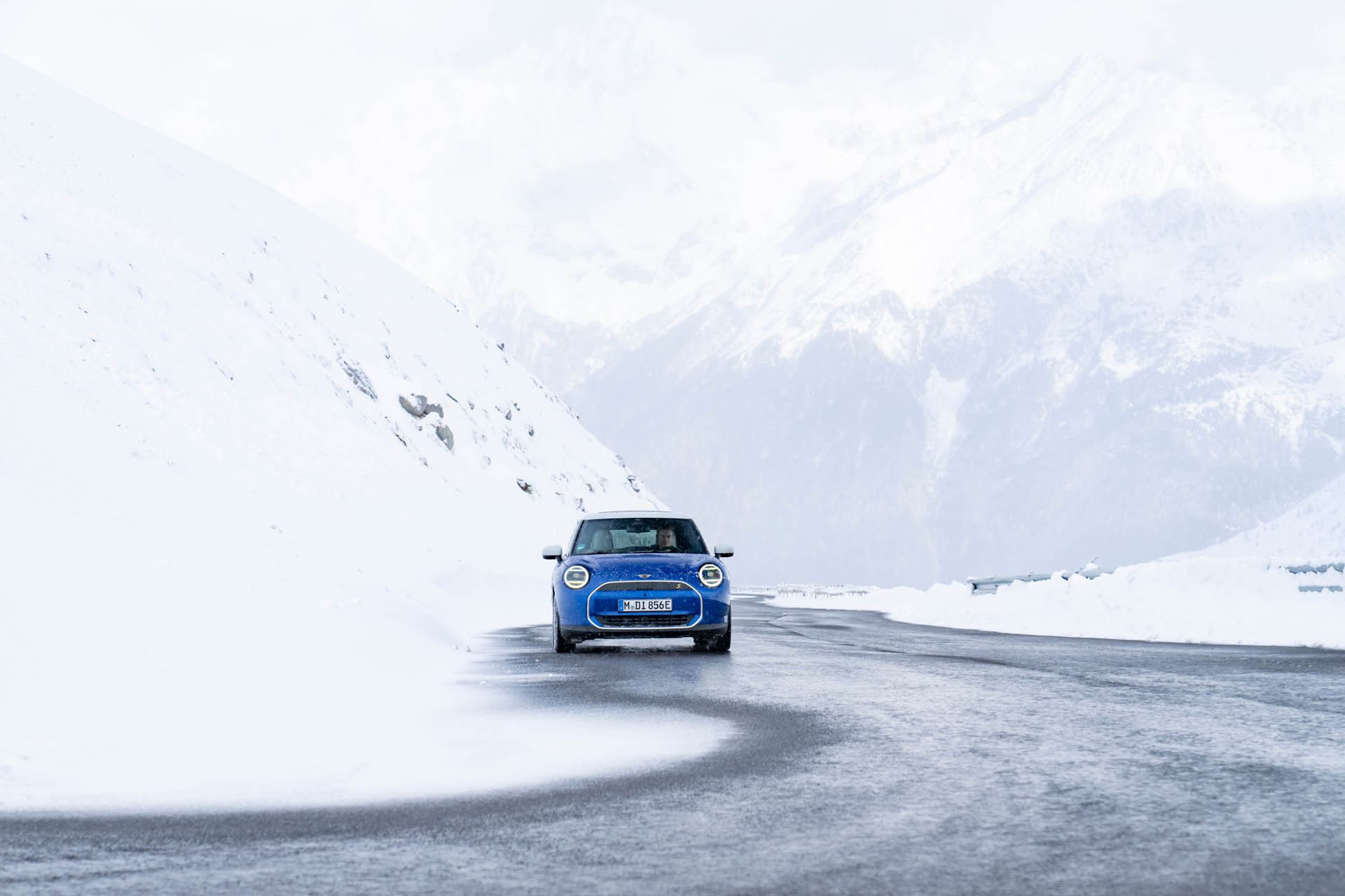 MINI Cooper SE 2024 11