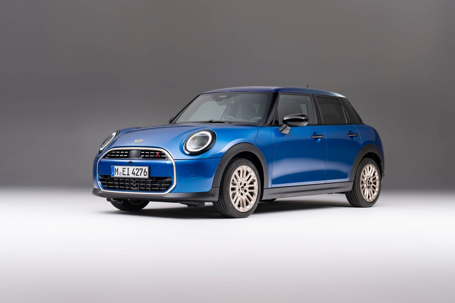 MINI Cooper tajts 2024 01