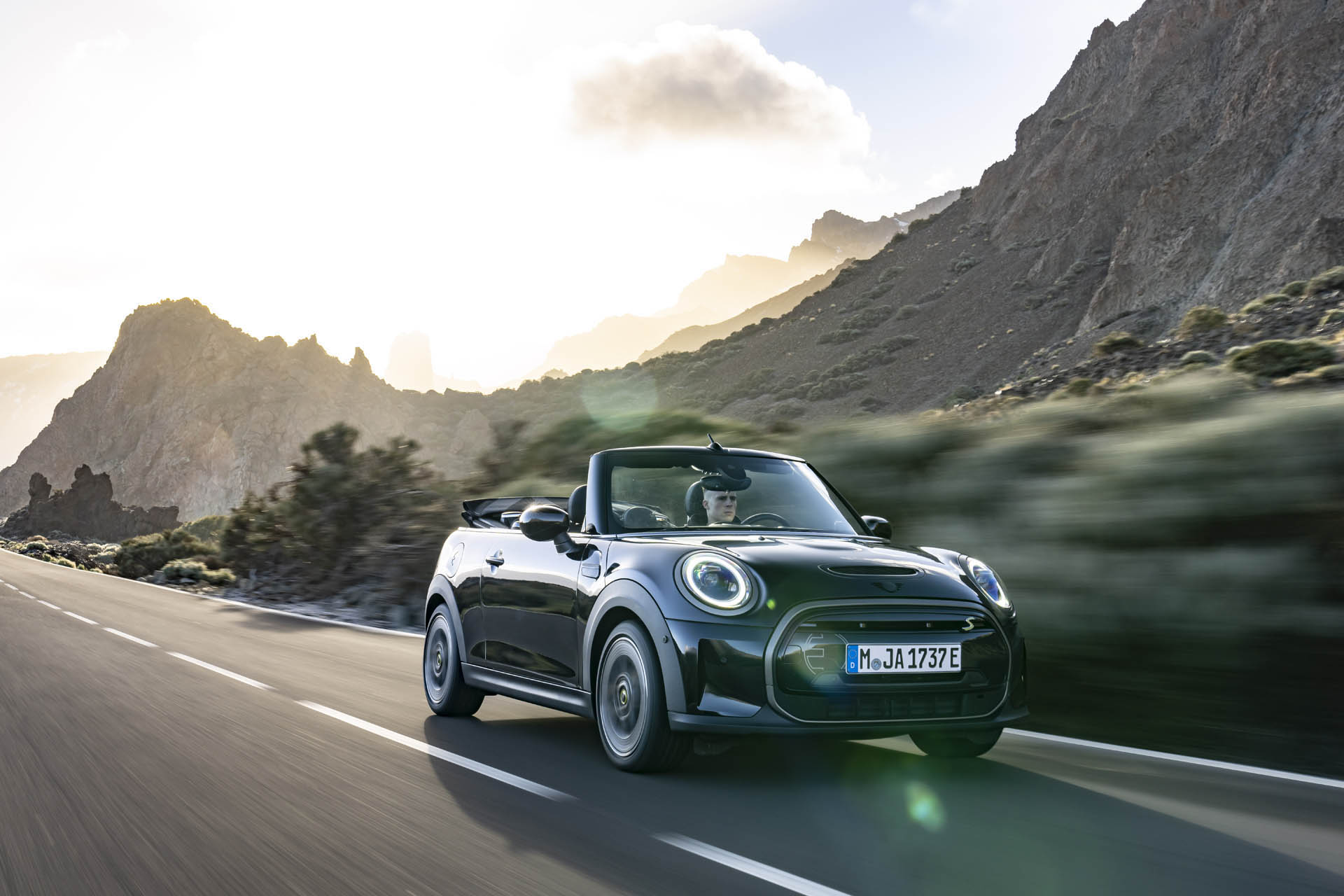 minicooperseconvertible2023dz