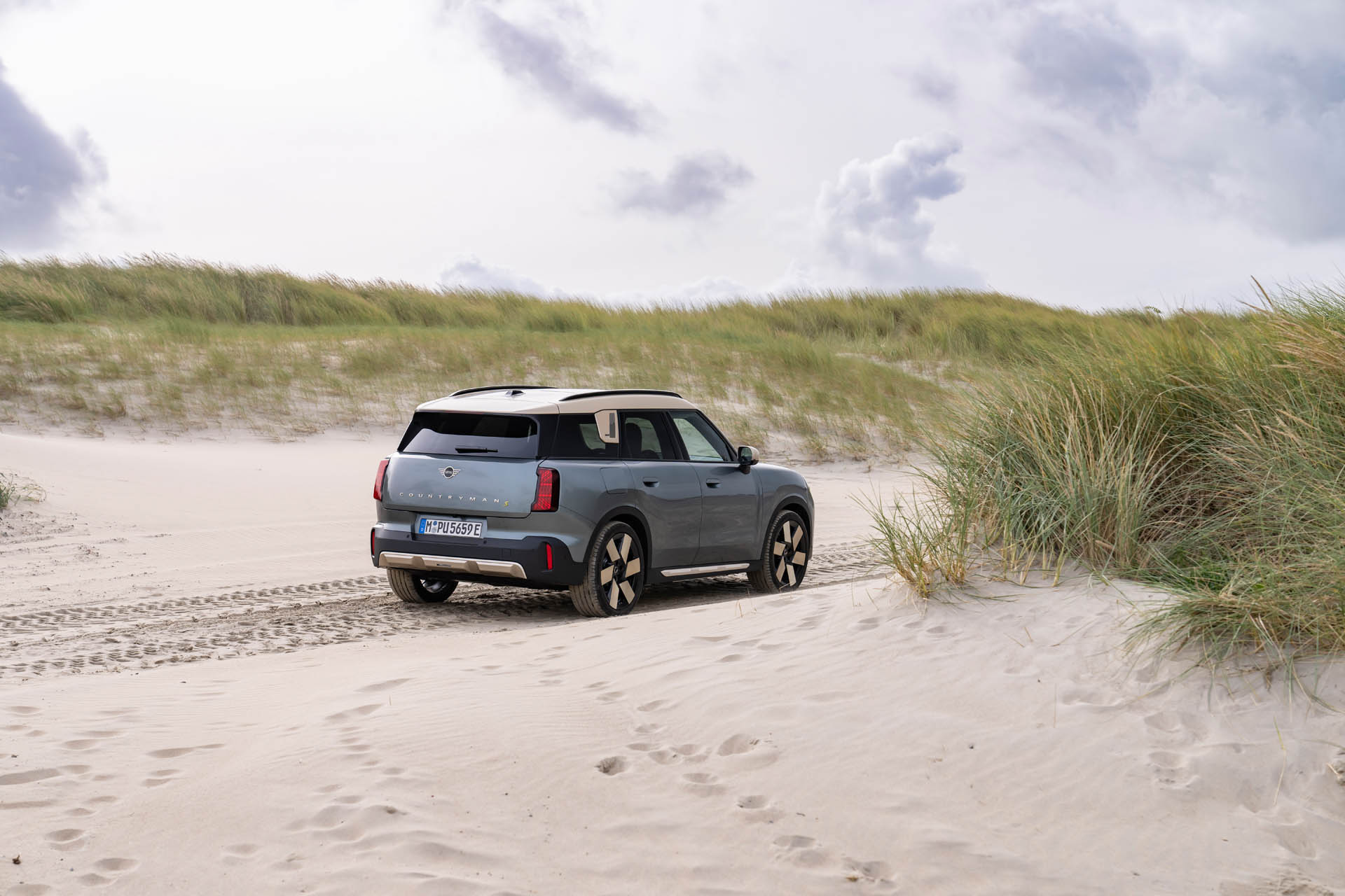 MINI Countryman SE ALL4 2023 01