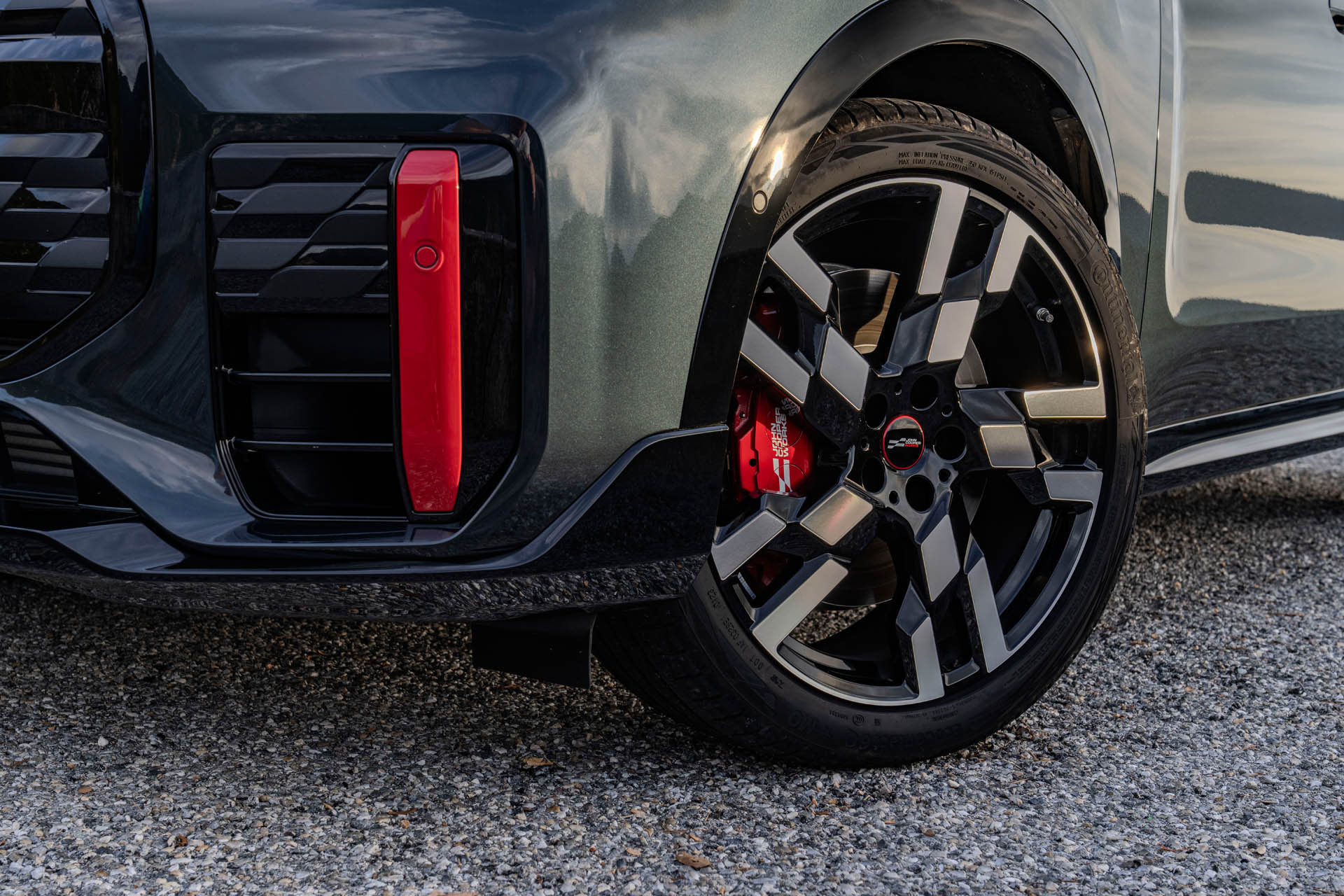 MINI John Cooper Works Countryman 2023 28