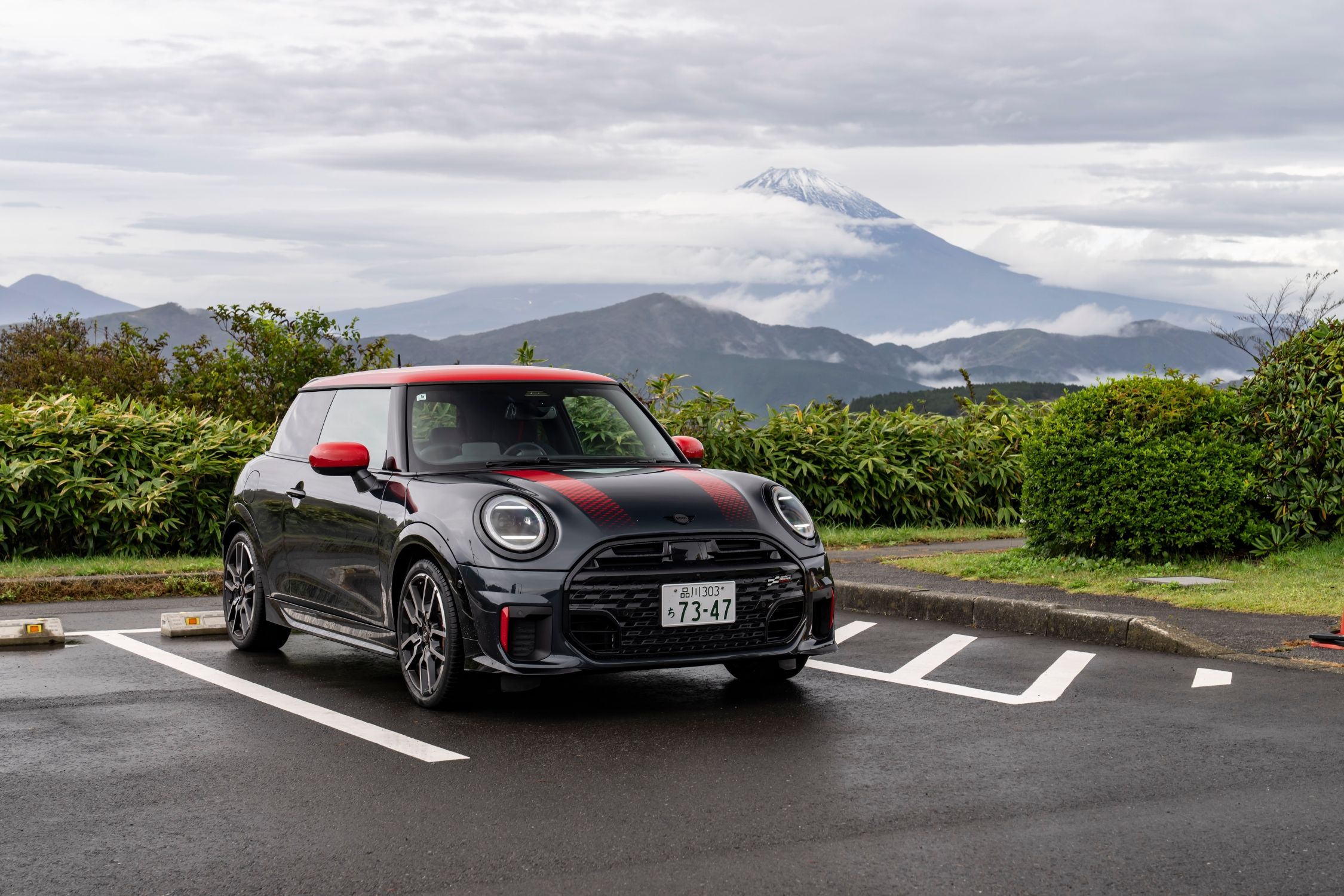 MINI John Cooper Works   Irohazaka 18