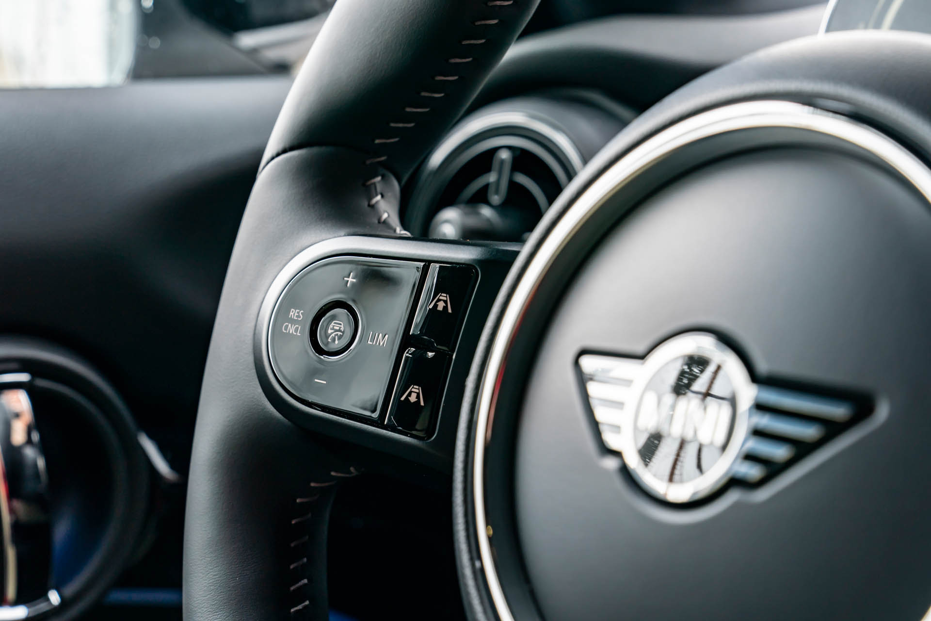 minicoopers5door2021p