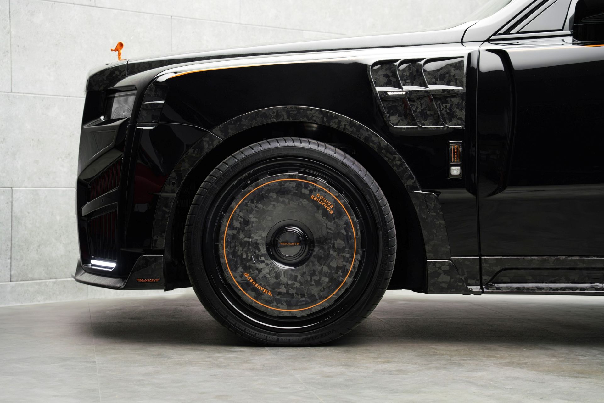 MANSORY Emperor Signature 07