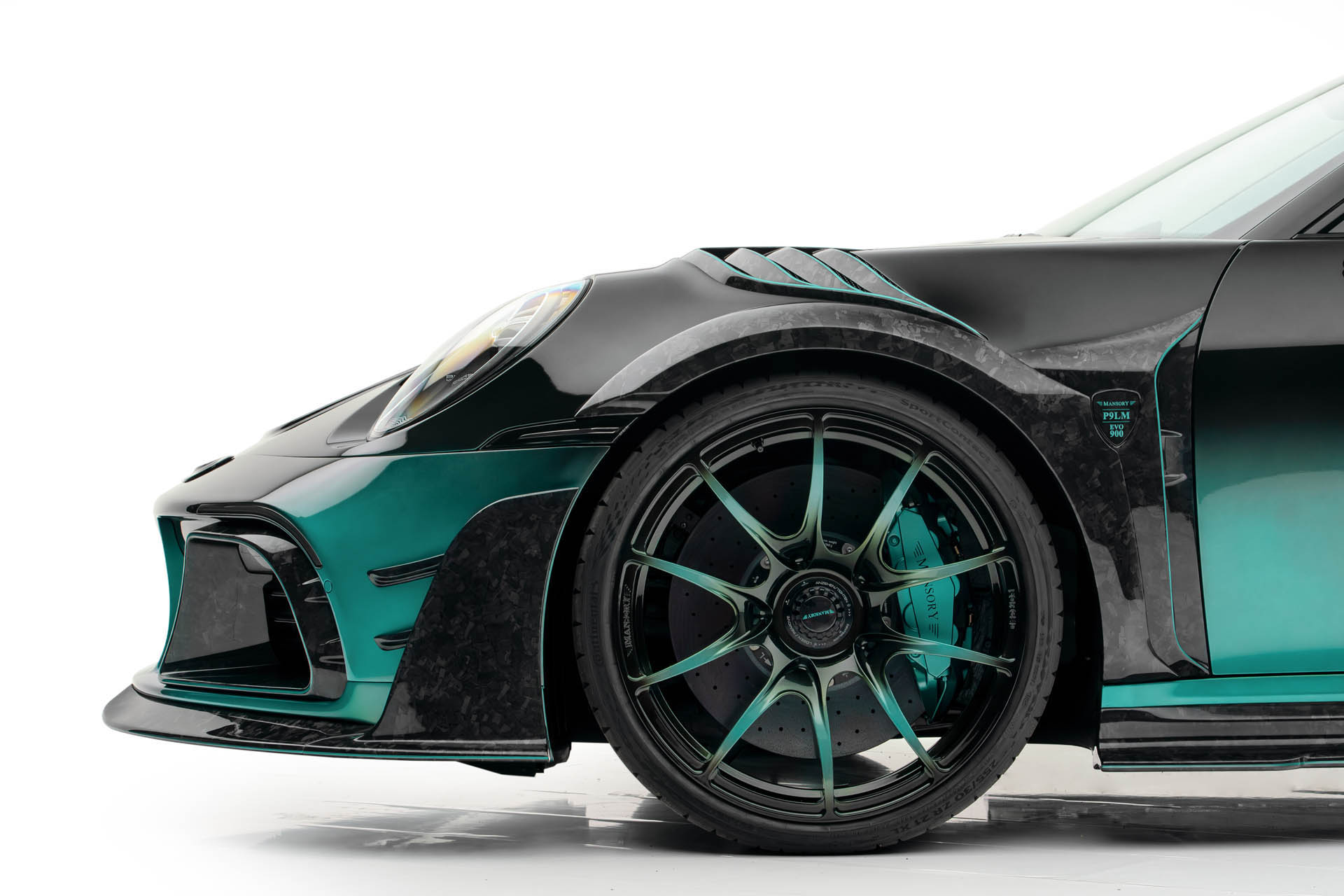 MANSORY P9LM EVO900-20