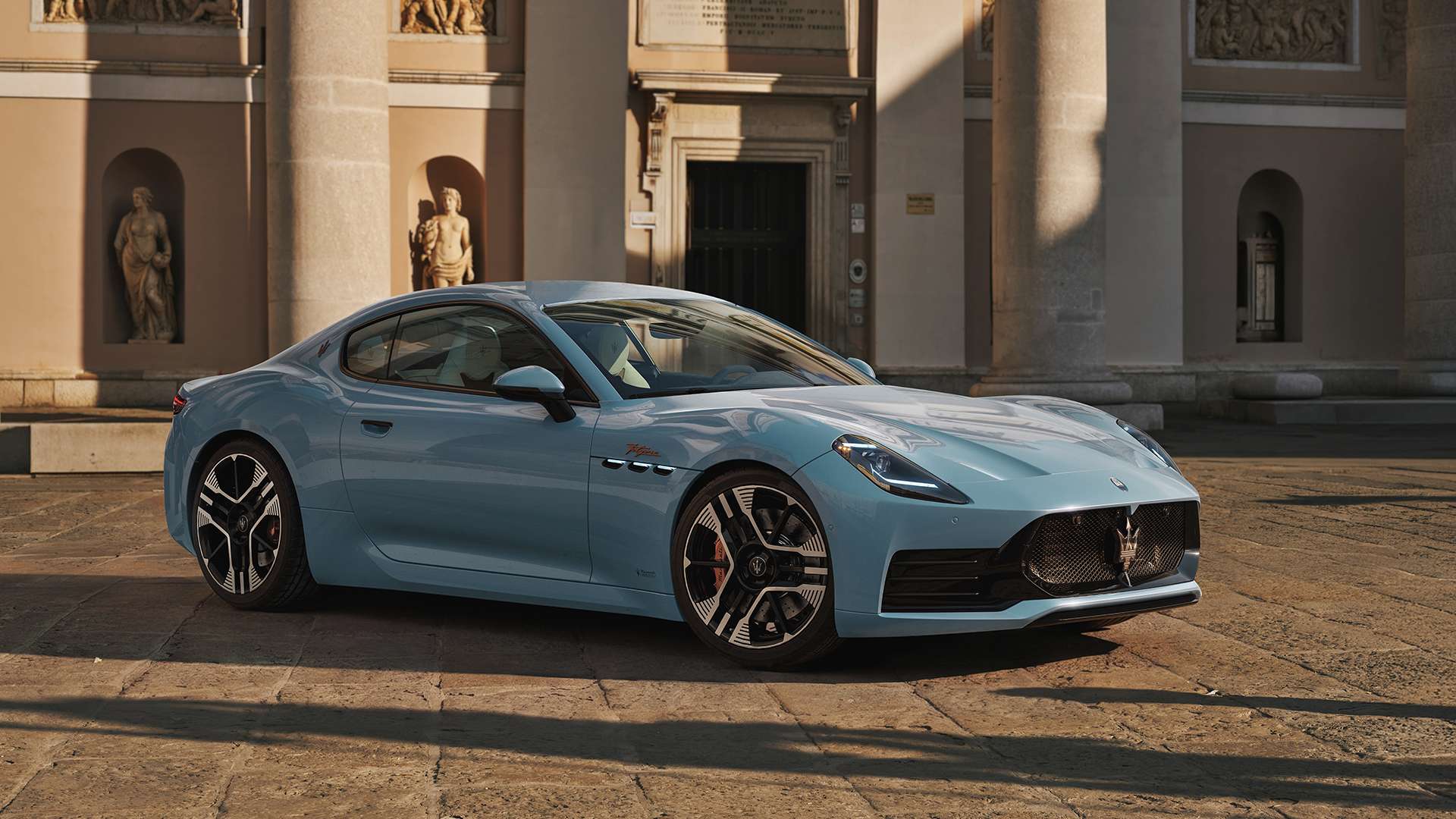 MASERATI GRANTURISMO folgore 2026