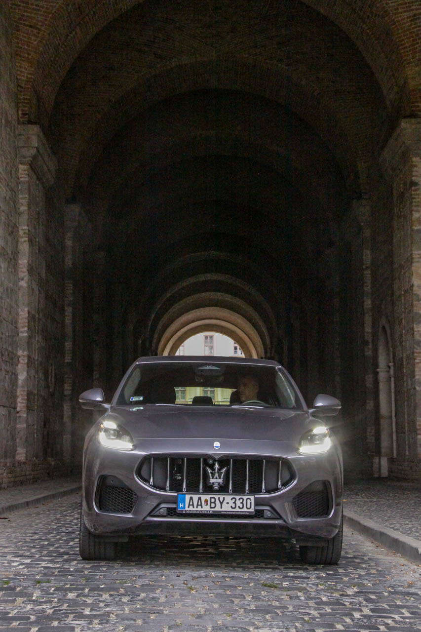 maseratigrecalegthybrid2022o