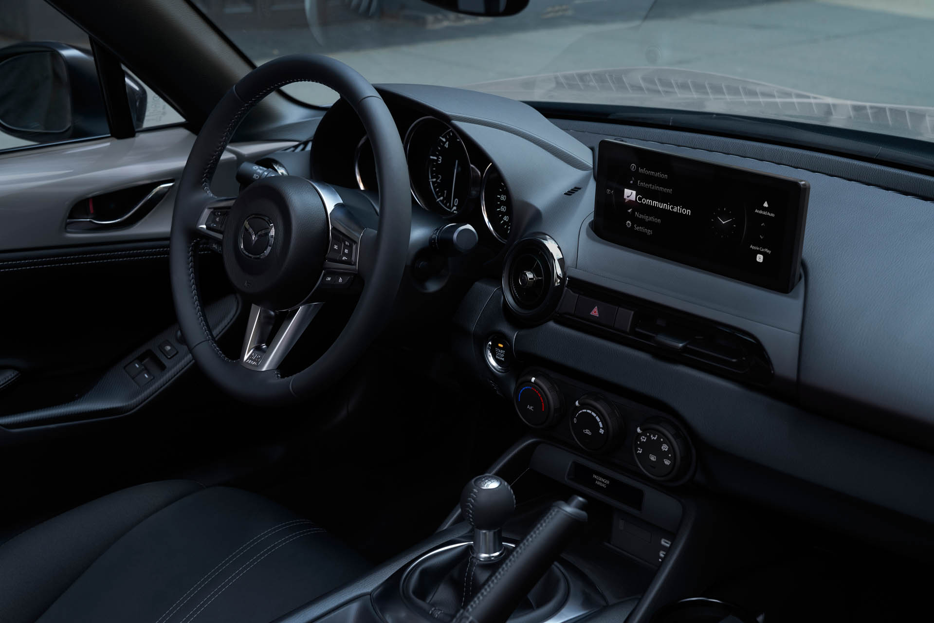 mazda mx-5 2024 17
