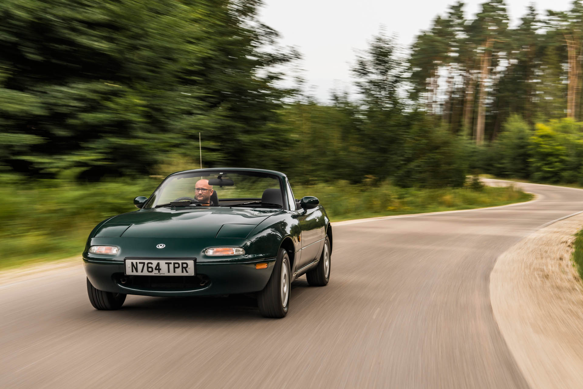 Mazda-MX-5-NA 1995 Action-10 highres