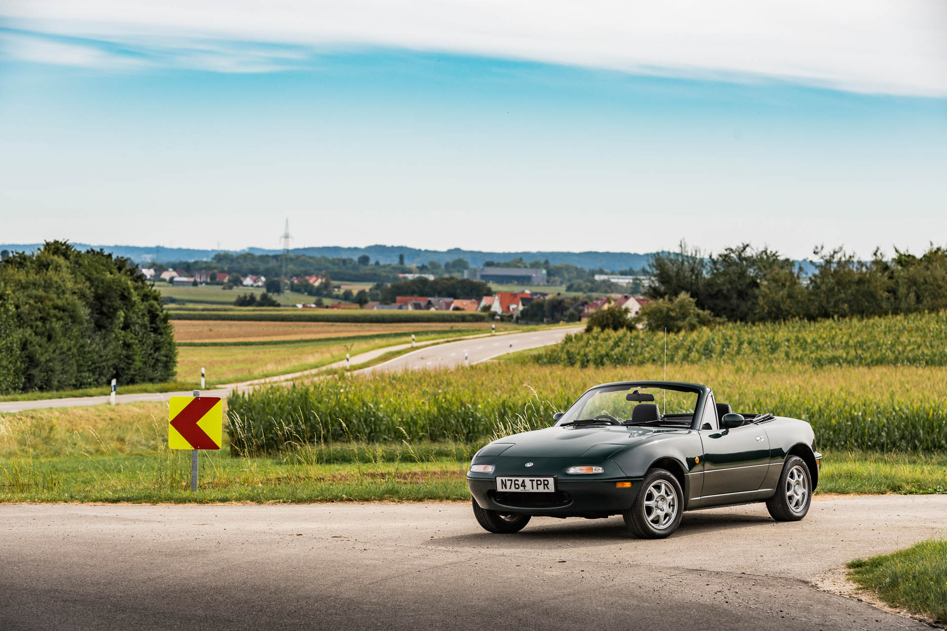 Mazda-MX-5-NA 1995 Action-14 highres