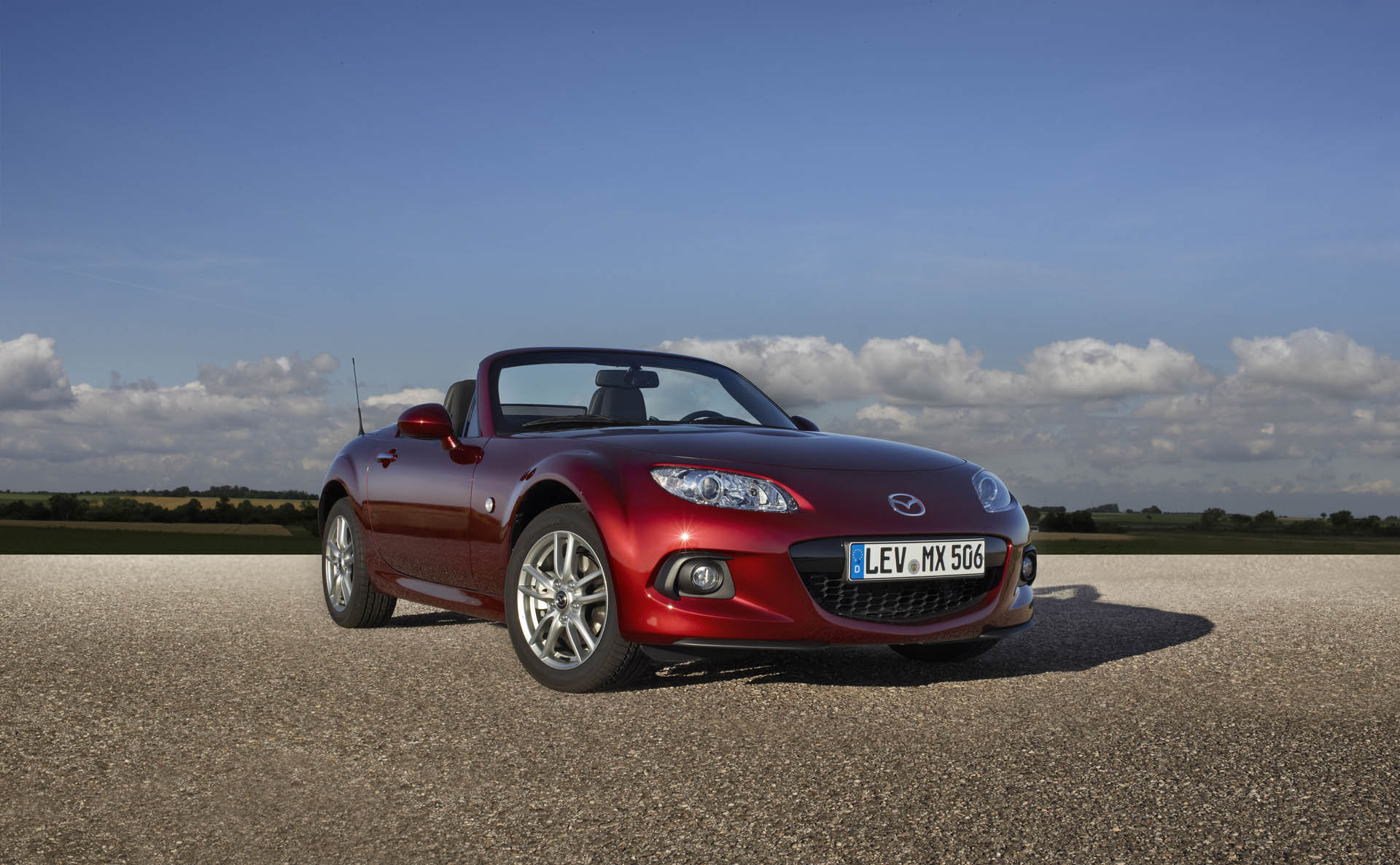Mazda MX-5 RCoupe Facelift 2012 still 15 highres