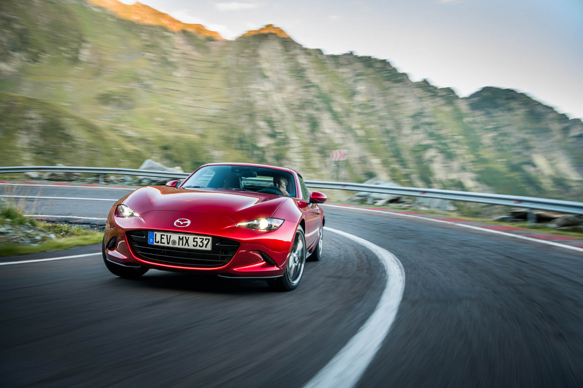 2019MX-5 RF SoulRedCrystal-15 highres