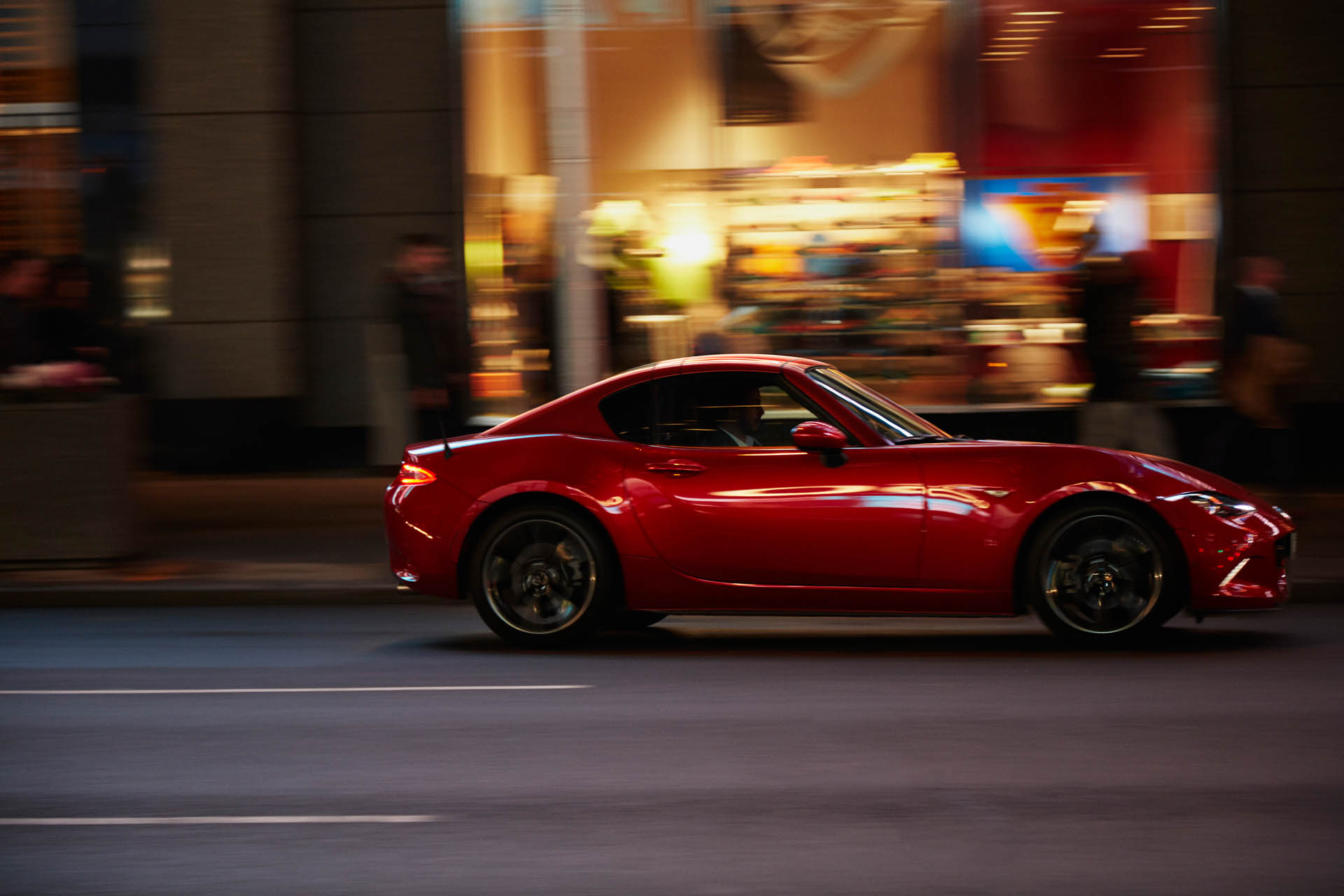 MX-5-RF Soul Red Action 01 2016 highres