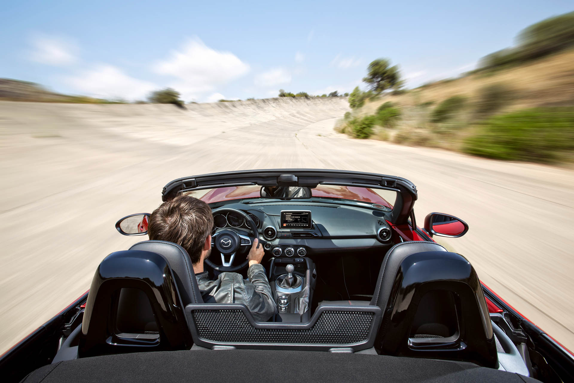MX-5 2015 Interior 02 1 highres
