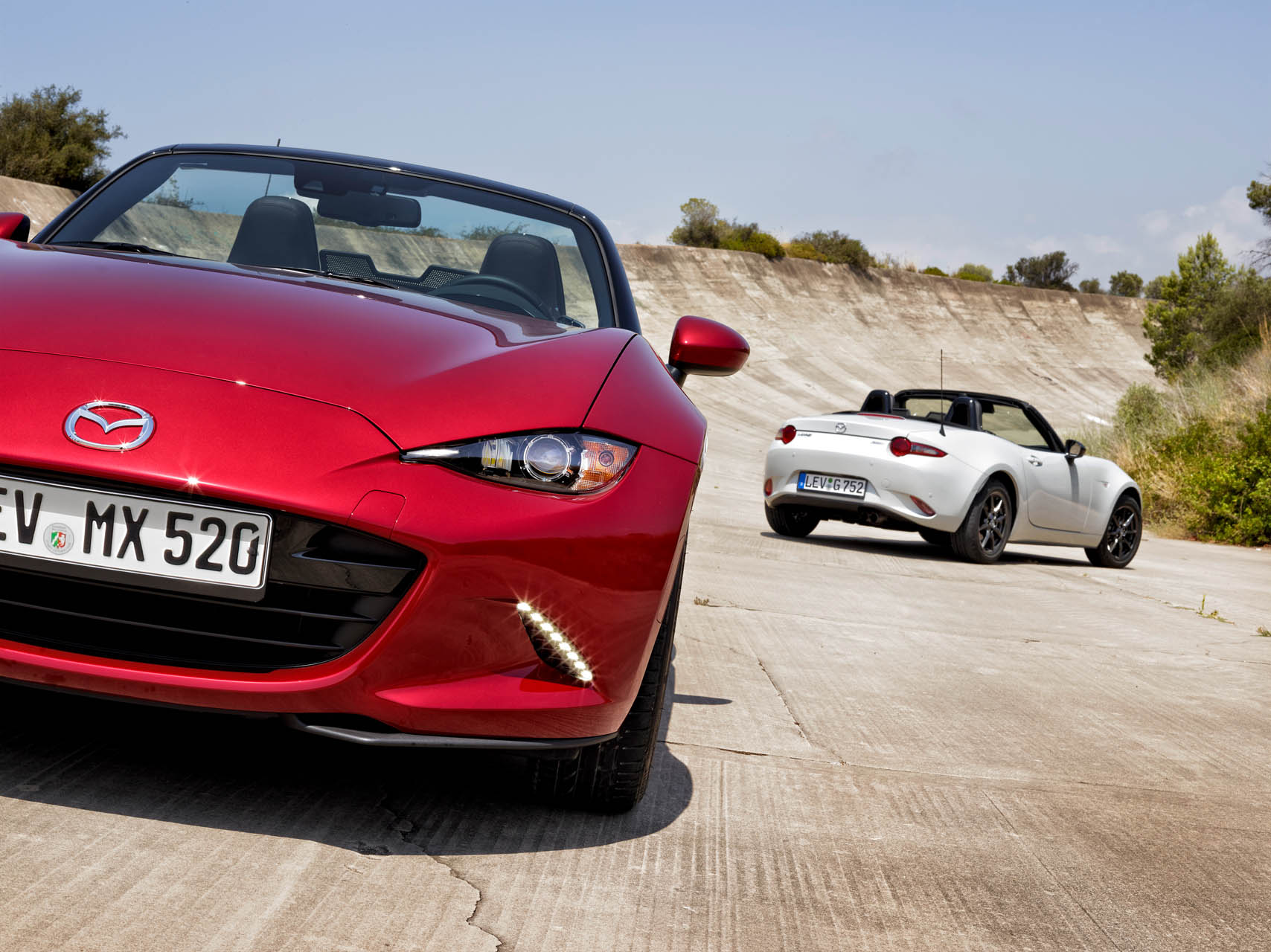 MX-5 2015 Still 03 highres