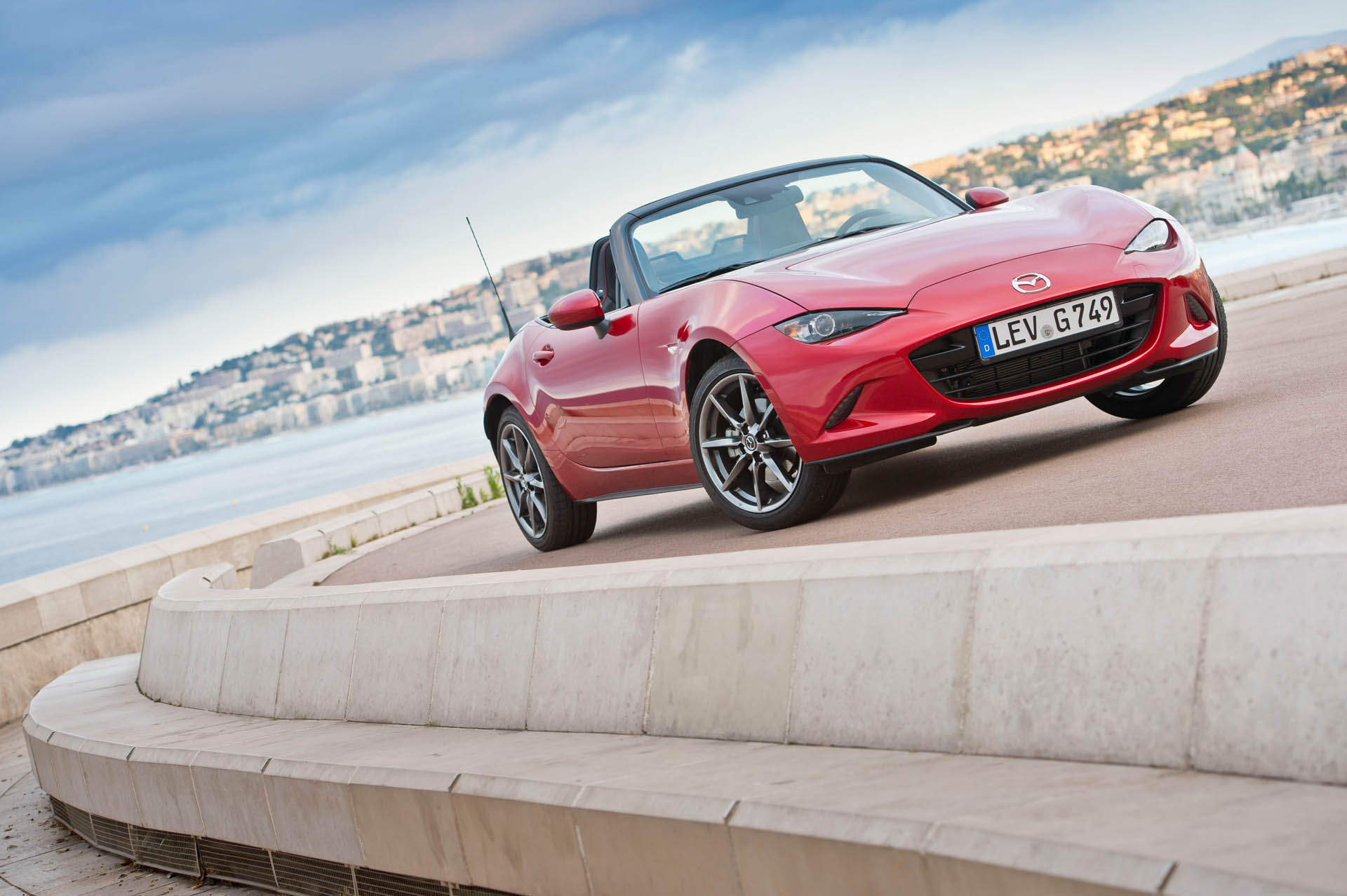 MX5 2015 SNEAK PEEK STILL 10 highres